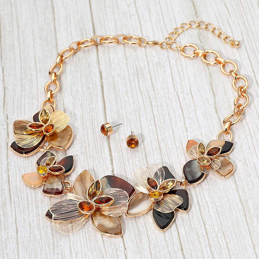 Stone Accent Resin Metal Cutout Floral Link Statement Necklace - Madeline Love - Flyclothing LLC