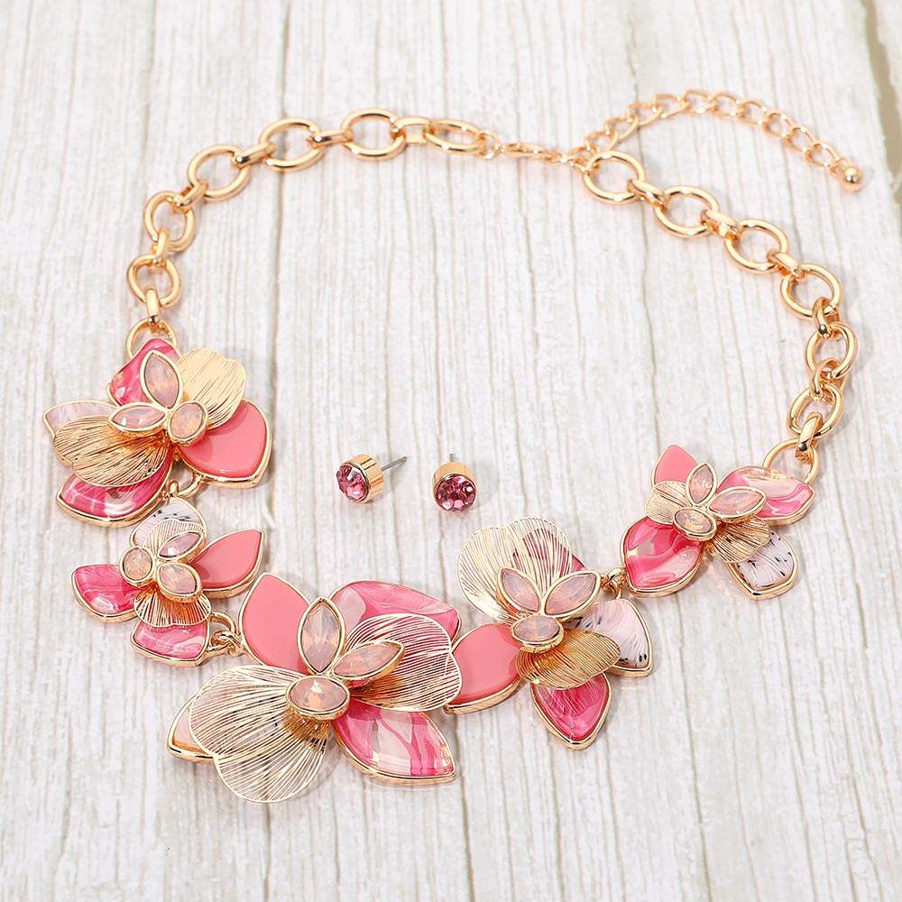 Stone Accent Resin Metal Cutout Floral Link Statement Necklace - Madeline Love - Flyclothing LLC