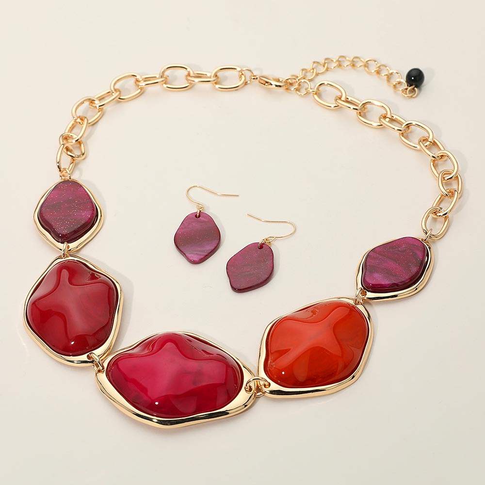 Chunky Bold Resin Pebble Plate Link Statement Necklace - Madeline Love - Flyclothing LLC
