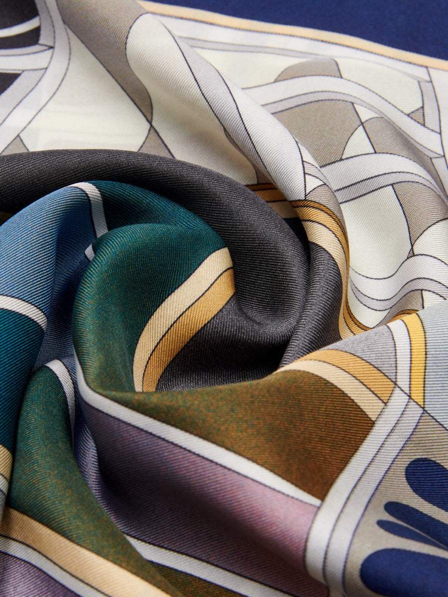Fiorella (red/blue) - Soft and lightweight Italian foulard from pure silk