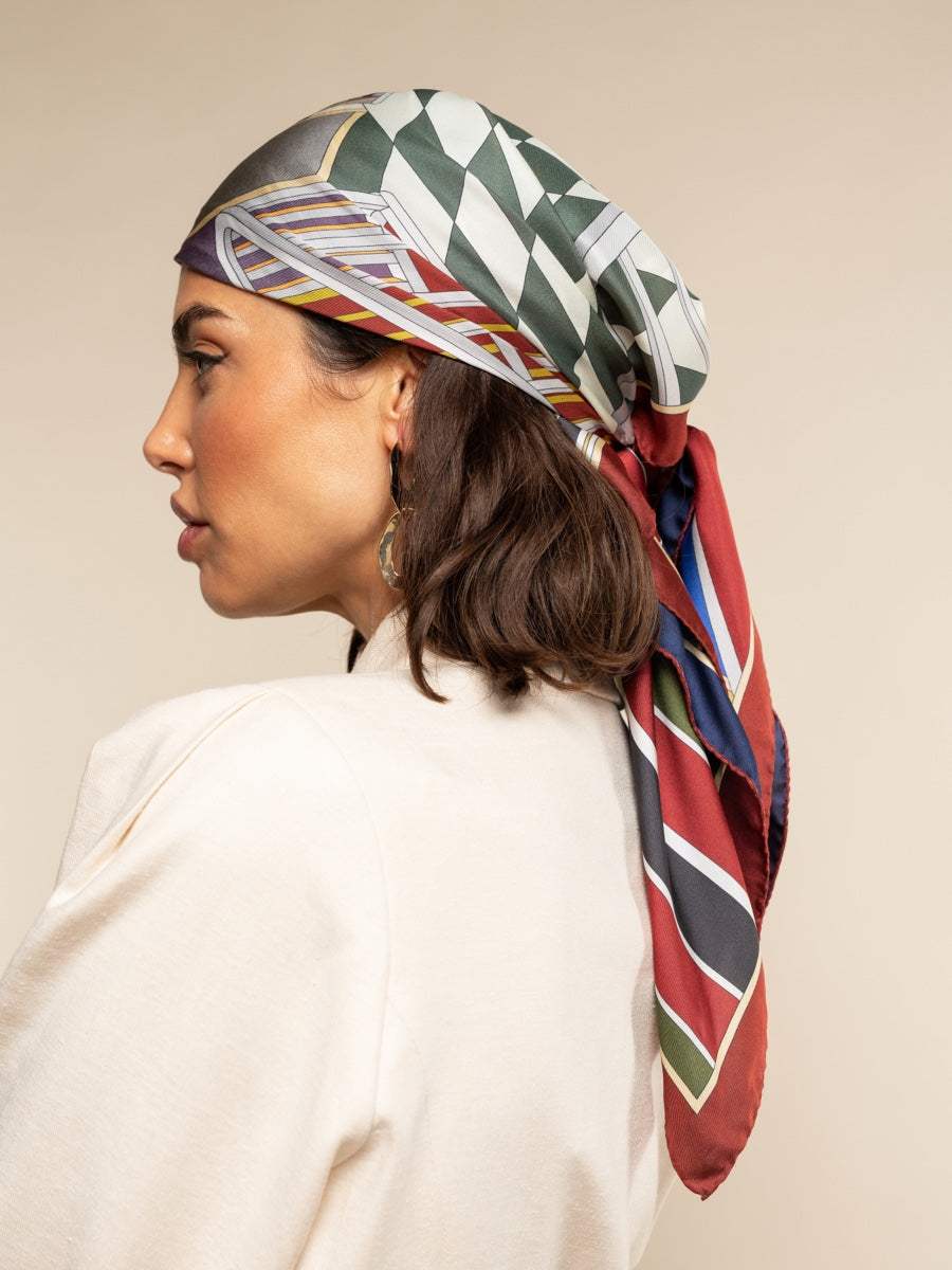 Fiorella (red/blue) - Soft and lightweight Italian foulard from pure silk