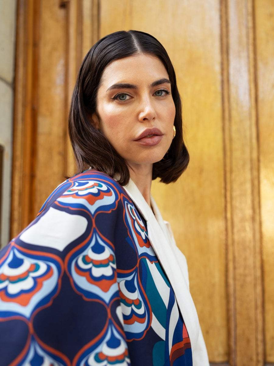 Giorgia (blue/red) - Italian soft and lightweight foulard made from pure silk - Leather Gloves Online - Flyclothing LLC