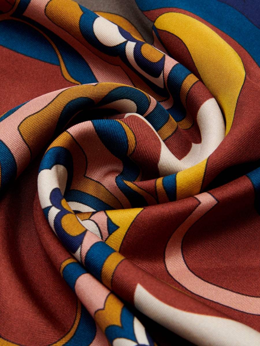 Giorgia (blue/red) - Italian soft and lightweight foulard made from pure silk - Leather Gloves Online - Flyclothing LLC