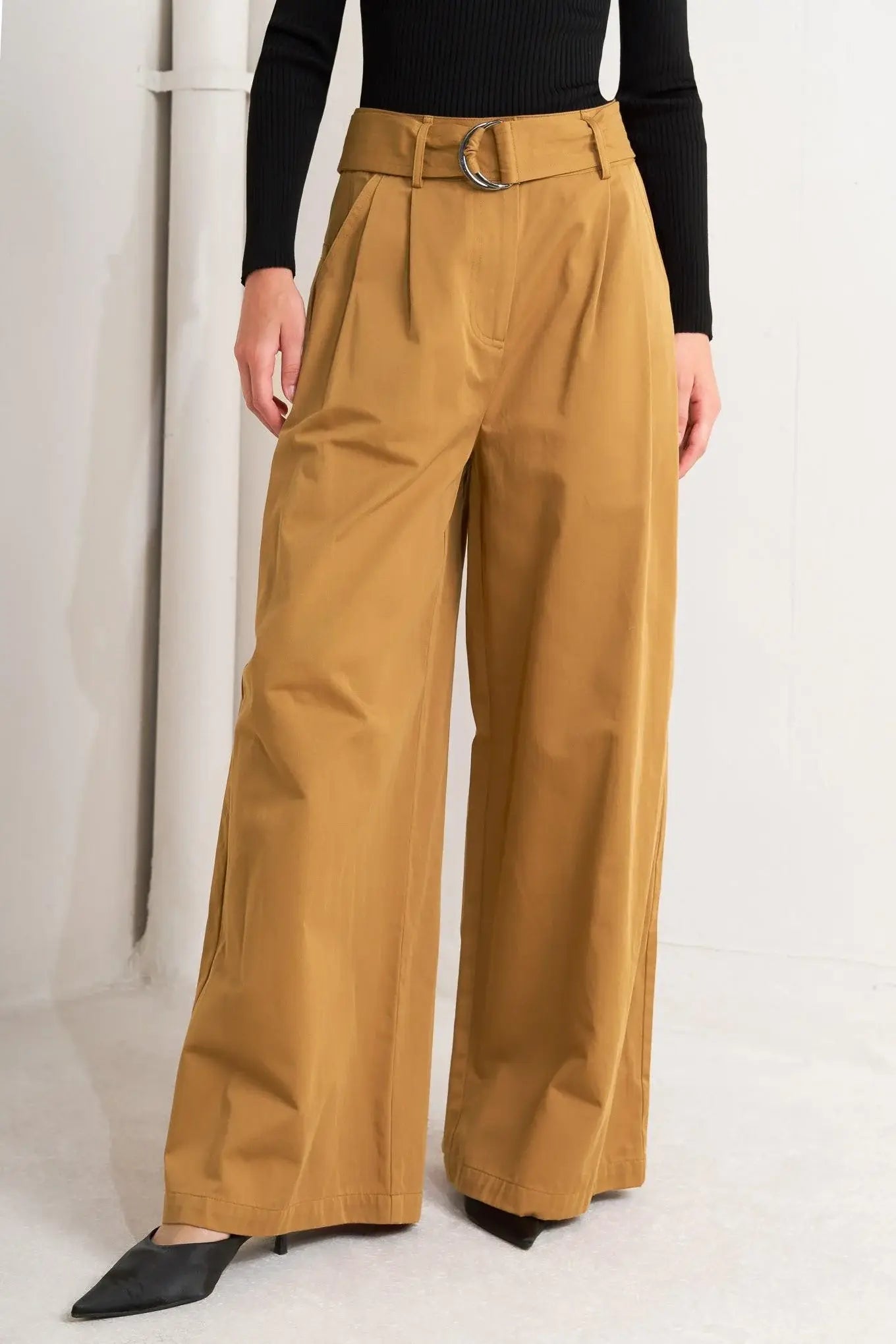 ELEGANCE UNVEILED WOVEN PANTS - Flying Tomato - Flyclothing LLC