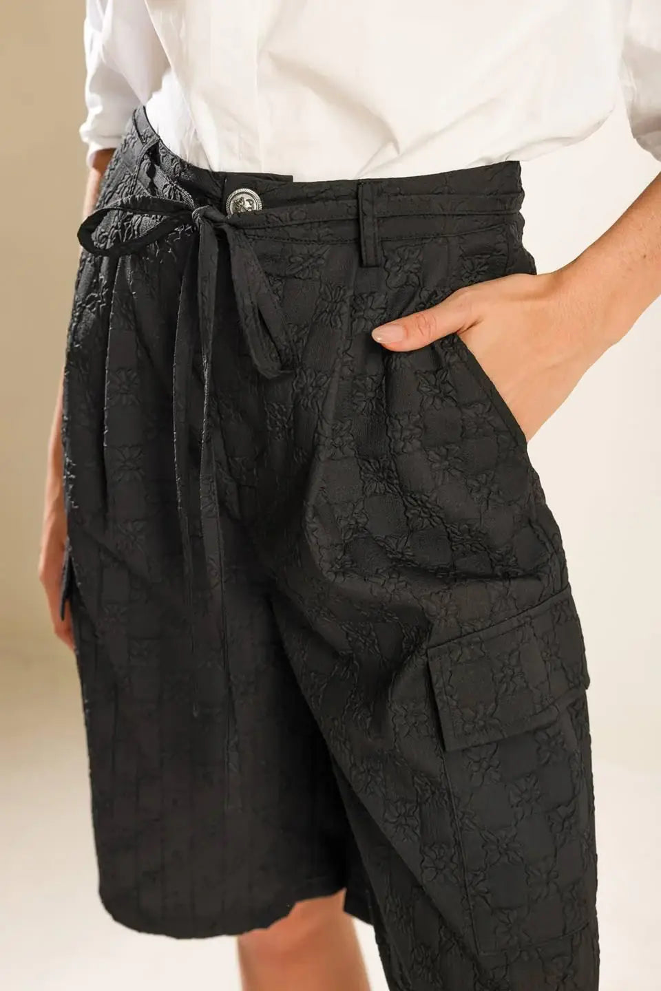 SEE WHAT HAPPENS WOVEN BERMUDA SHORTS - Flying Tomato - Flyclothing LLC