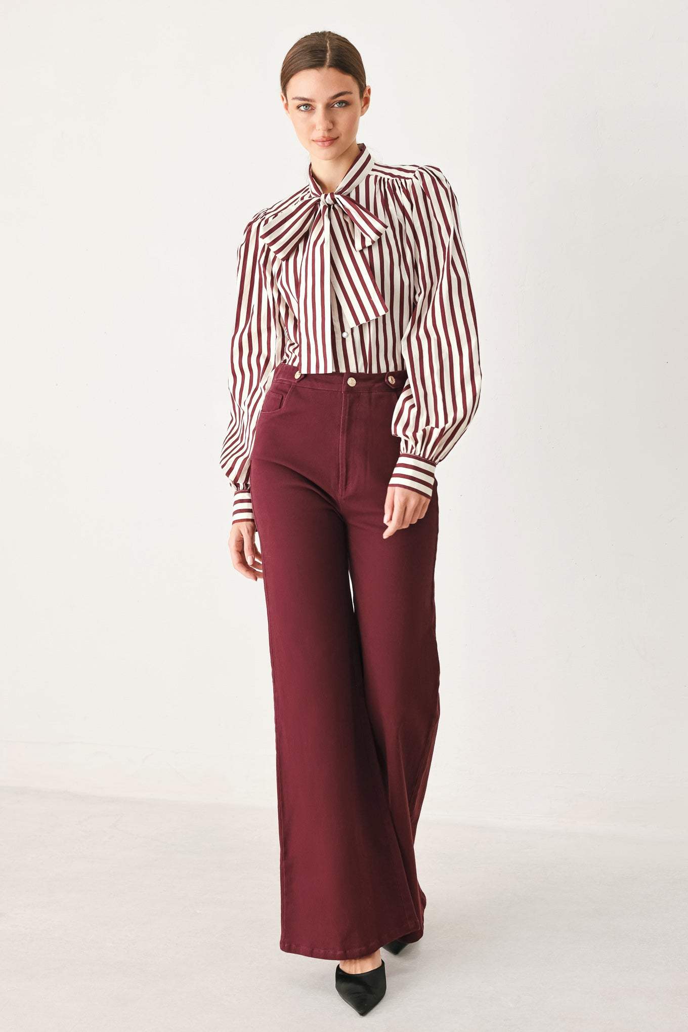 MERLOT RIDGE WOVEN PANTS