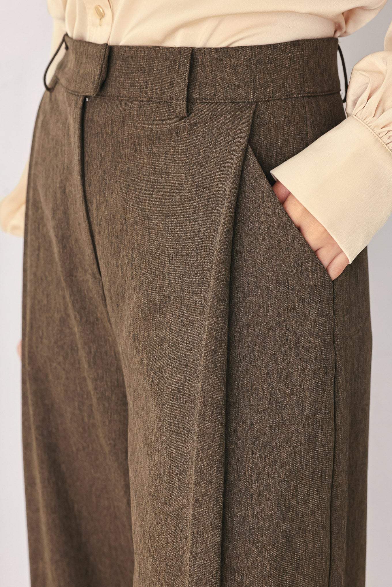 BISTRO BROWN WOVEN WIDE LEG PANT