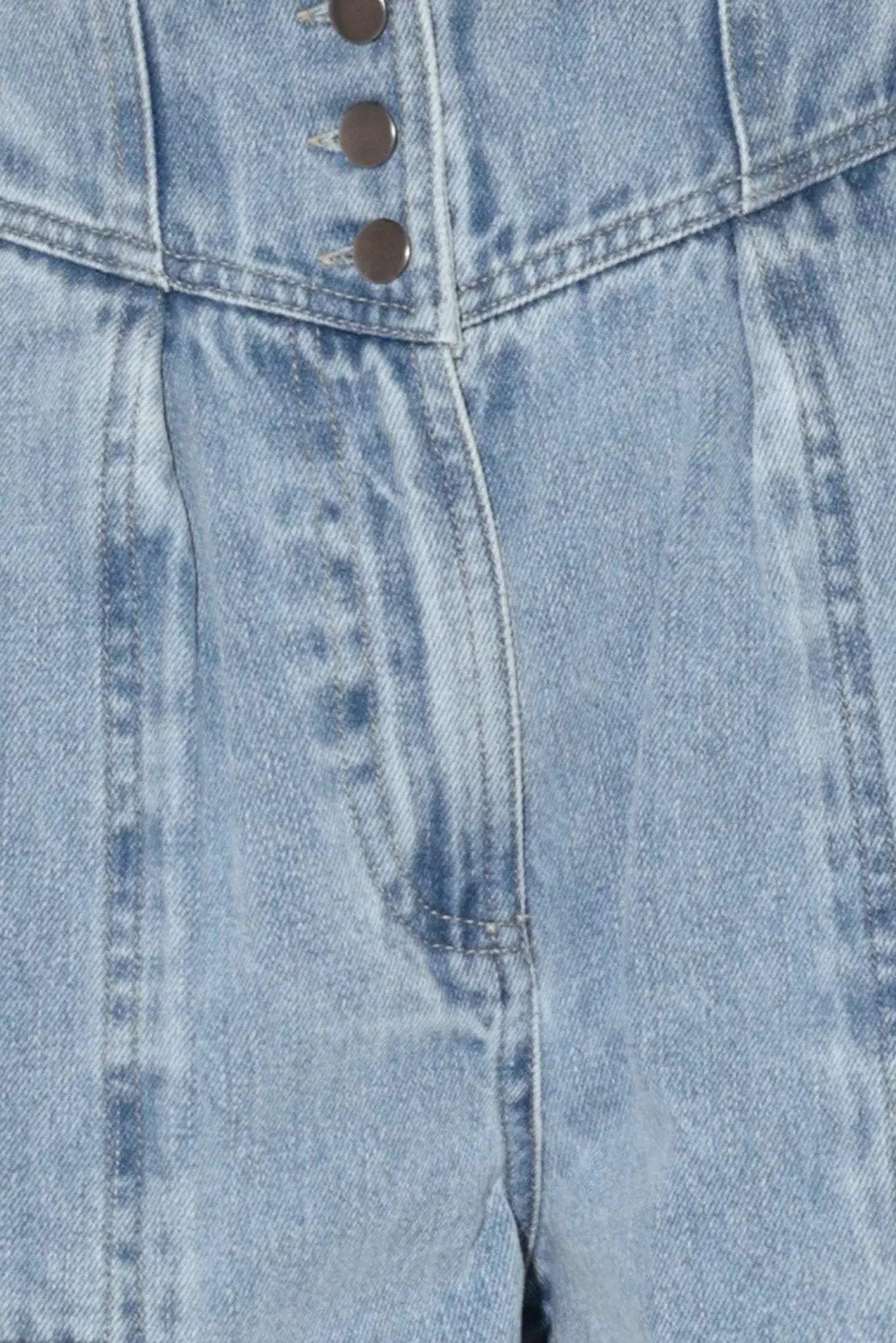 SUNLIT DENIM MOMENT SHORTS - Flying Tomato - Flyclothing LLC
