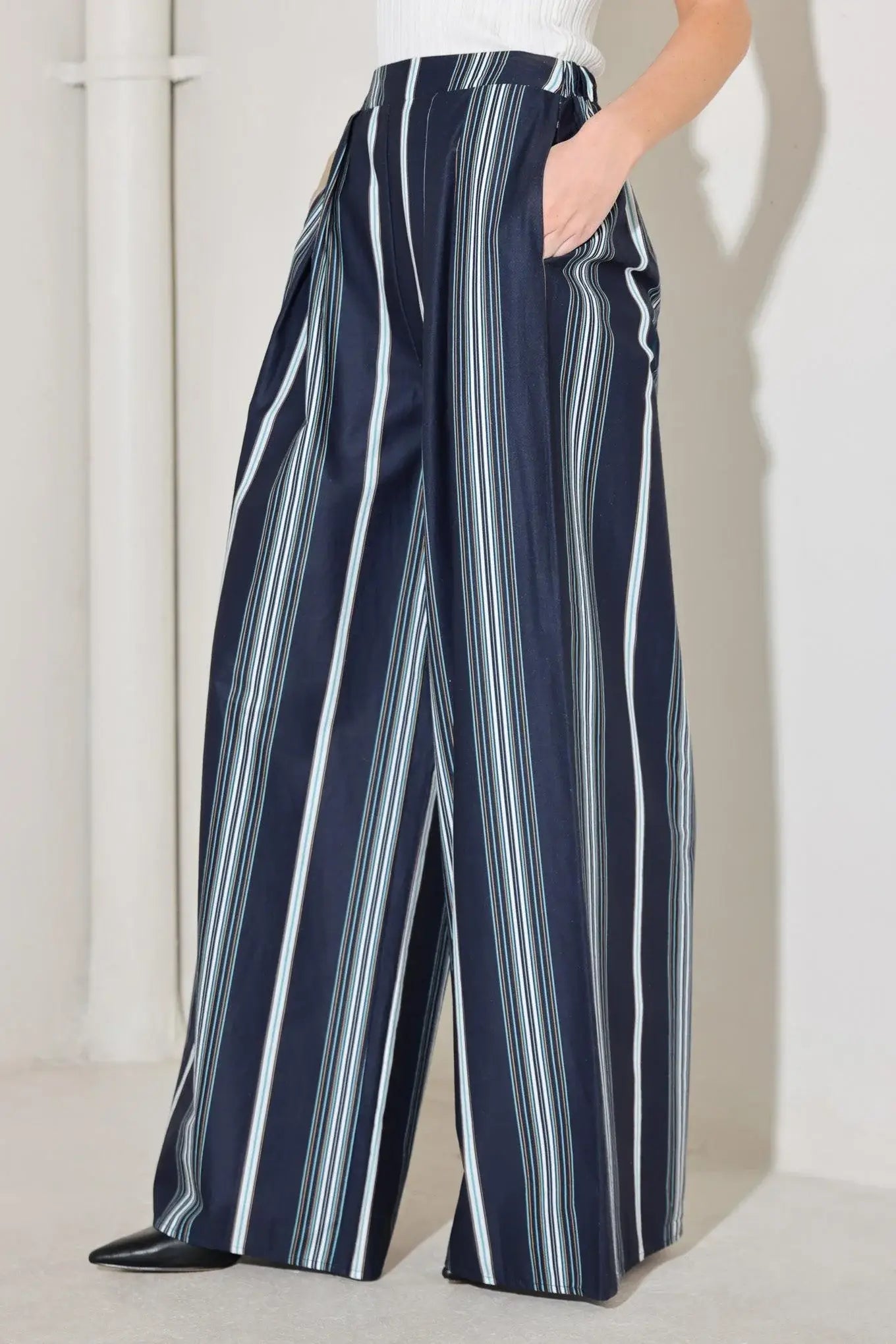 CITY STRIPE WOVEN PANTS - Flying Tomato - Flyclothing LLC