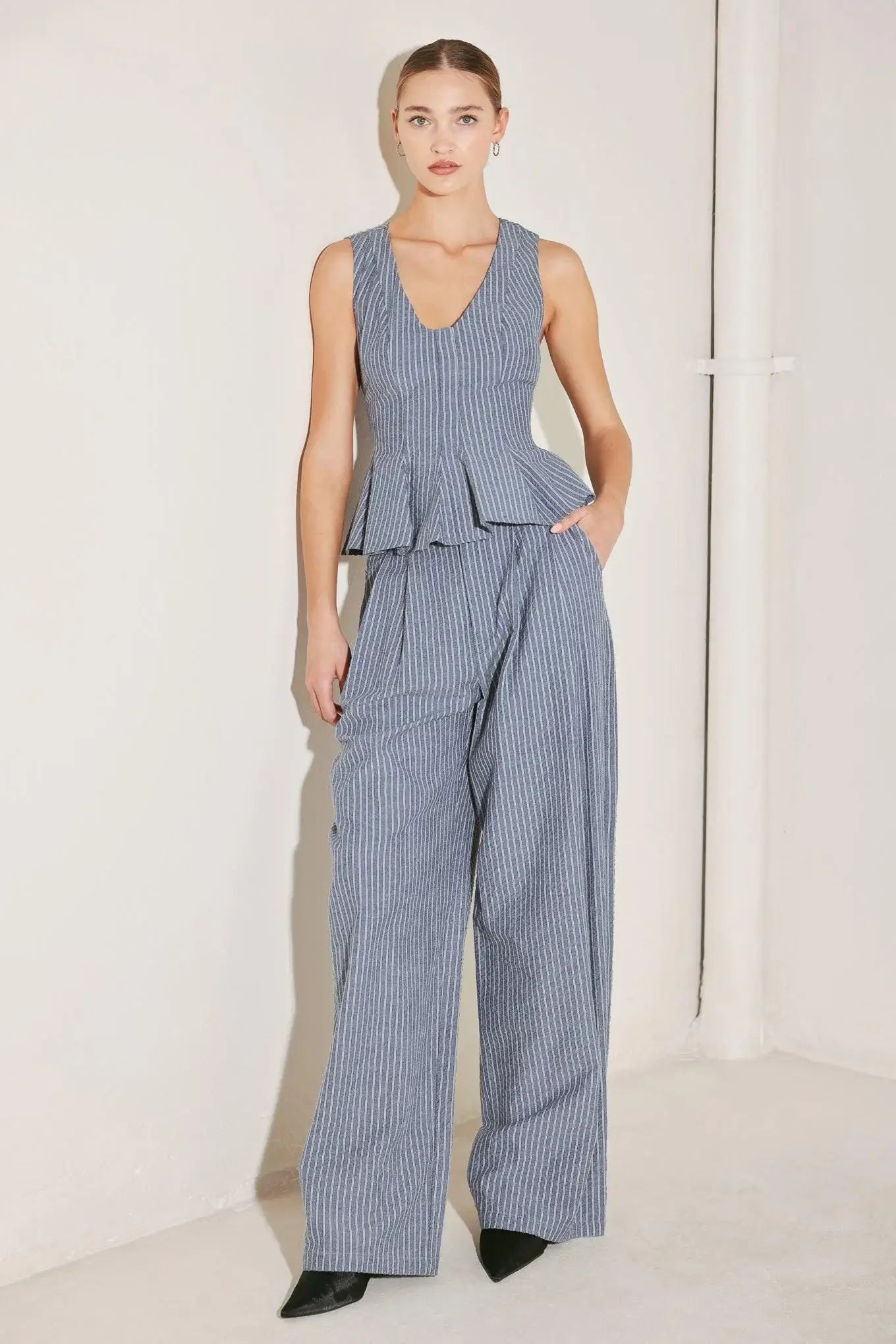 MARINA PINSTRIPE WOVEN SEERSUCKER PANTS - Flying Tomato - Flyclothing LLC