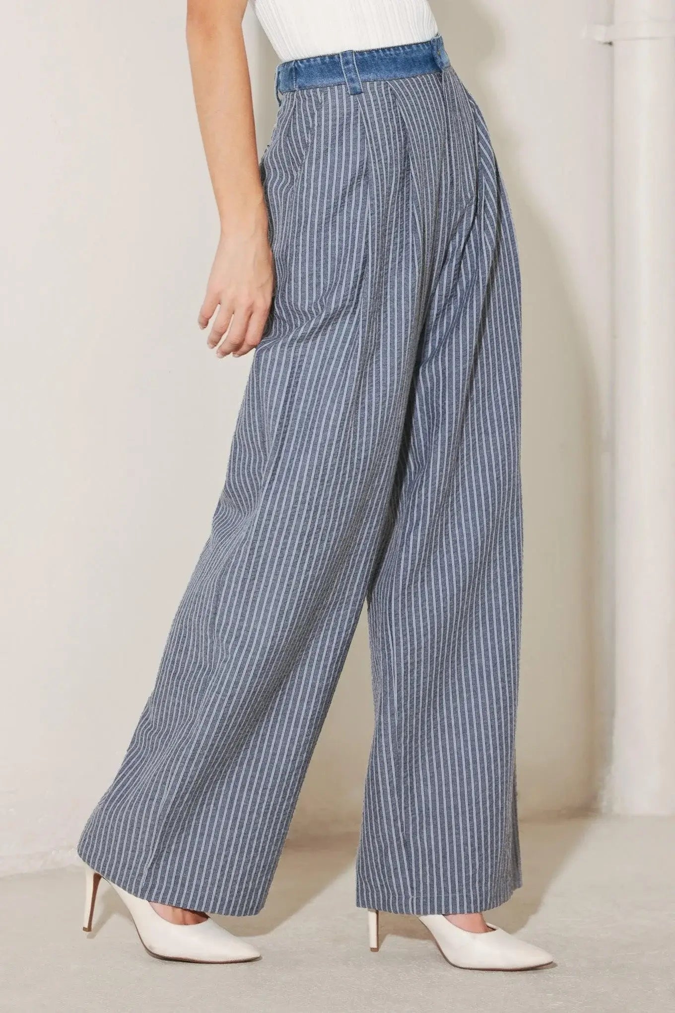 MARINA PINSTRIPE WOVEN SEERSUCKER PANTS - Flying Tomato - Flyclothing LLC