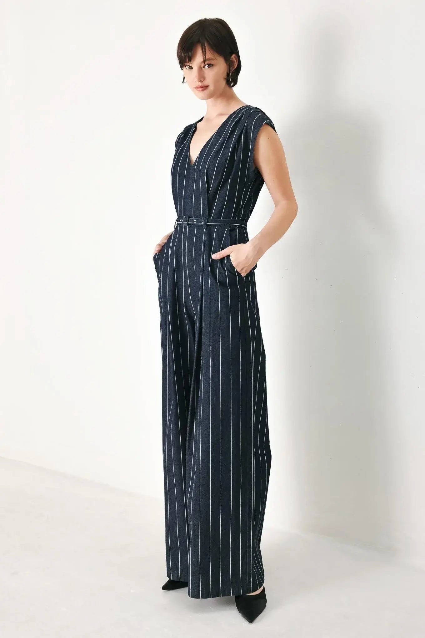 SOFT LINE ROMANCE WOVEN JUMPSUIT - Flying Tomato - Flyclothing LLC