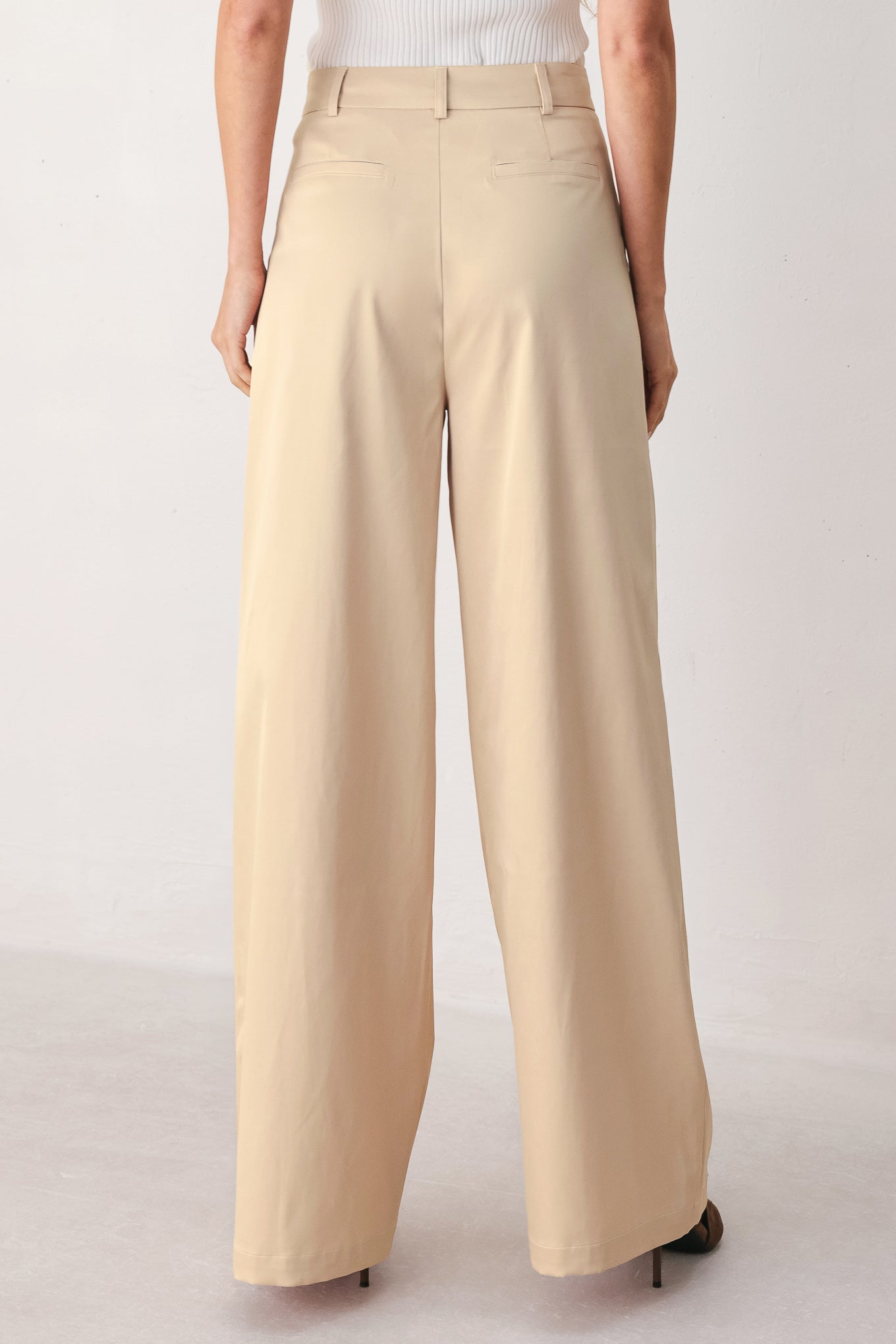 PARCHMENT RELAXED-FIT WOVEN PANTS