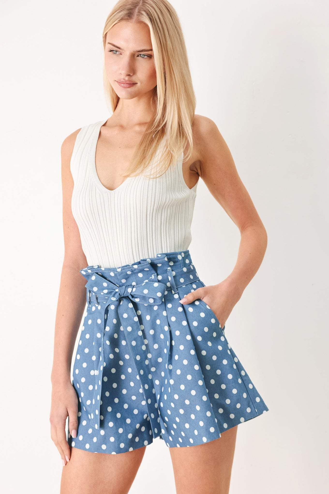FLIRTY DOTS TIE WOVEN SHORTS - Flying Tomato - Flyclothing LLC