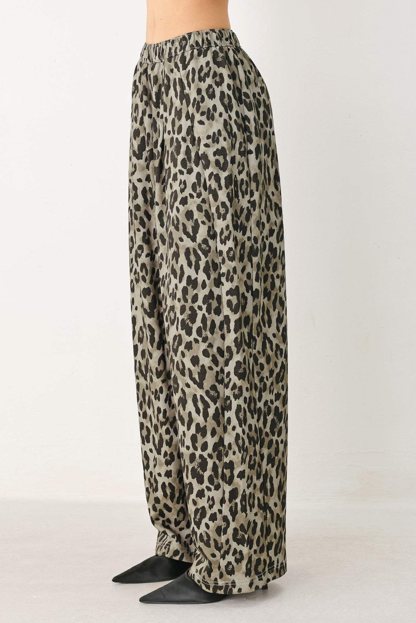 LEOPARD LUXE WOVEN PANTS