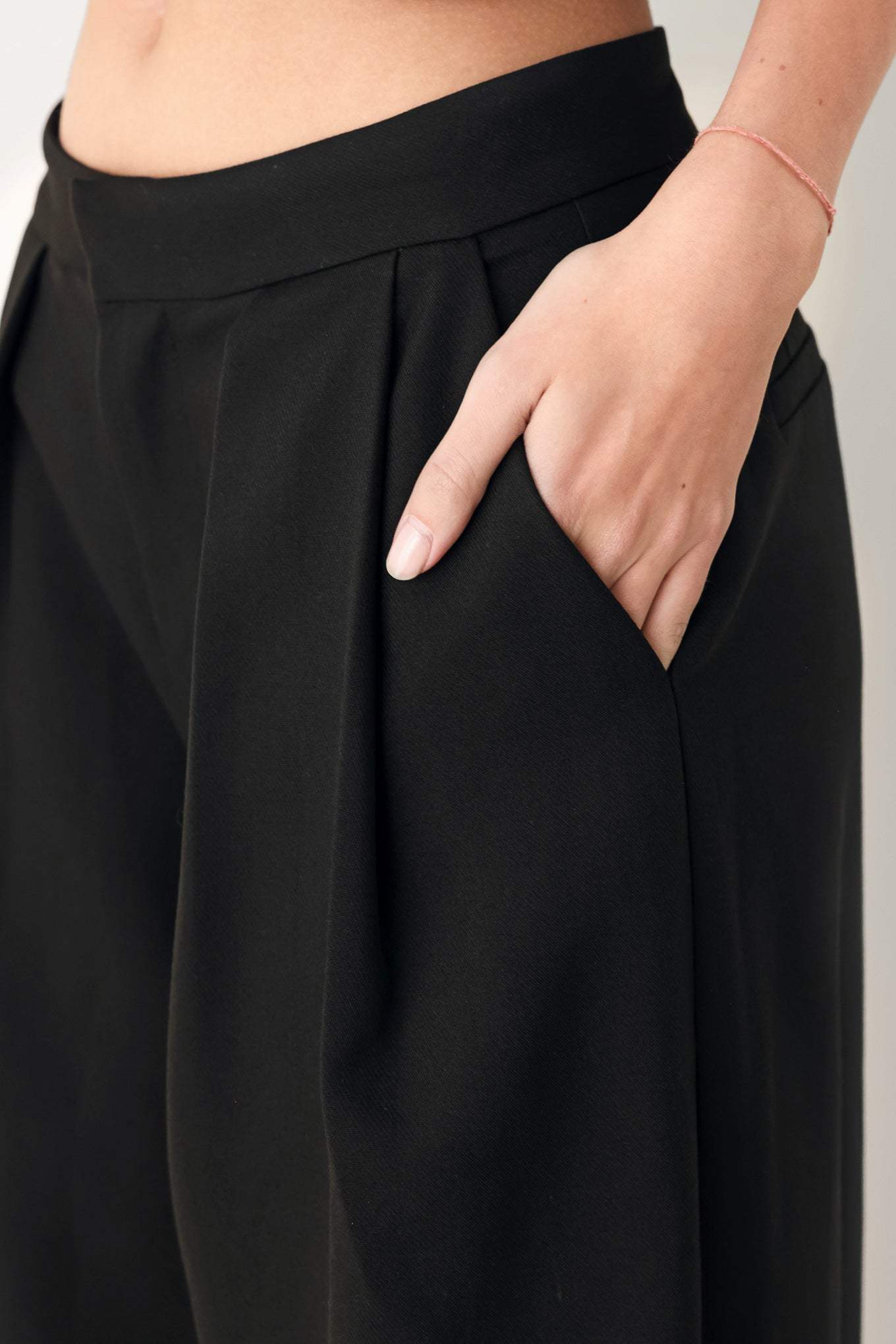 NOIR DRAWSTRING WOVEN PANTS - Flying Tomato - Flyclothing LLC