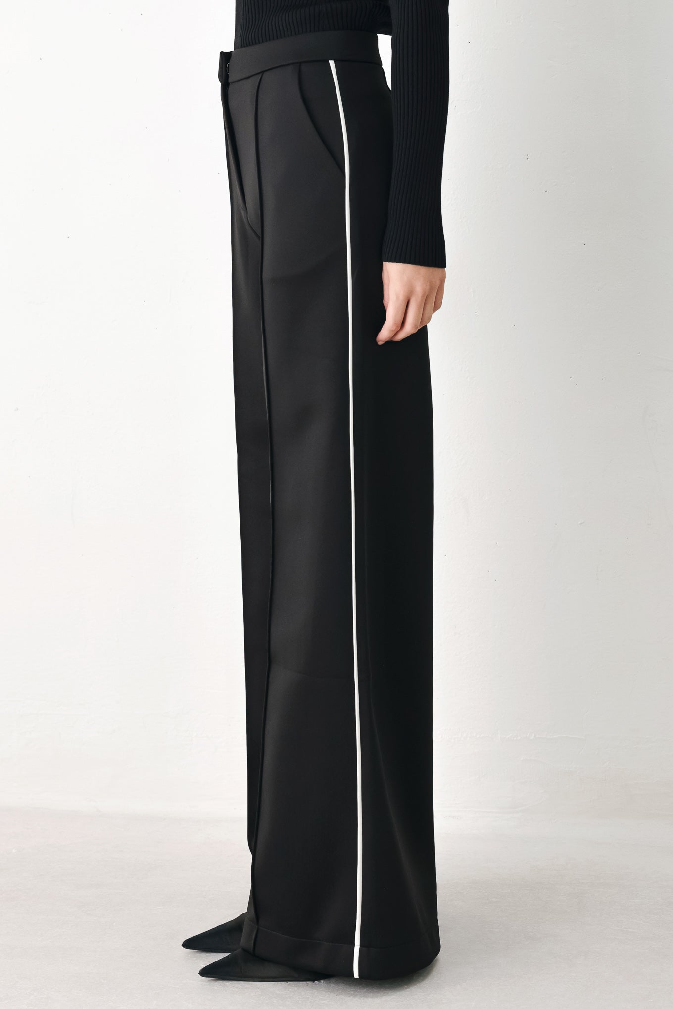 CHOCOLATE CITY STRETCH WOVEN PANTS