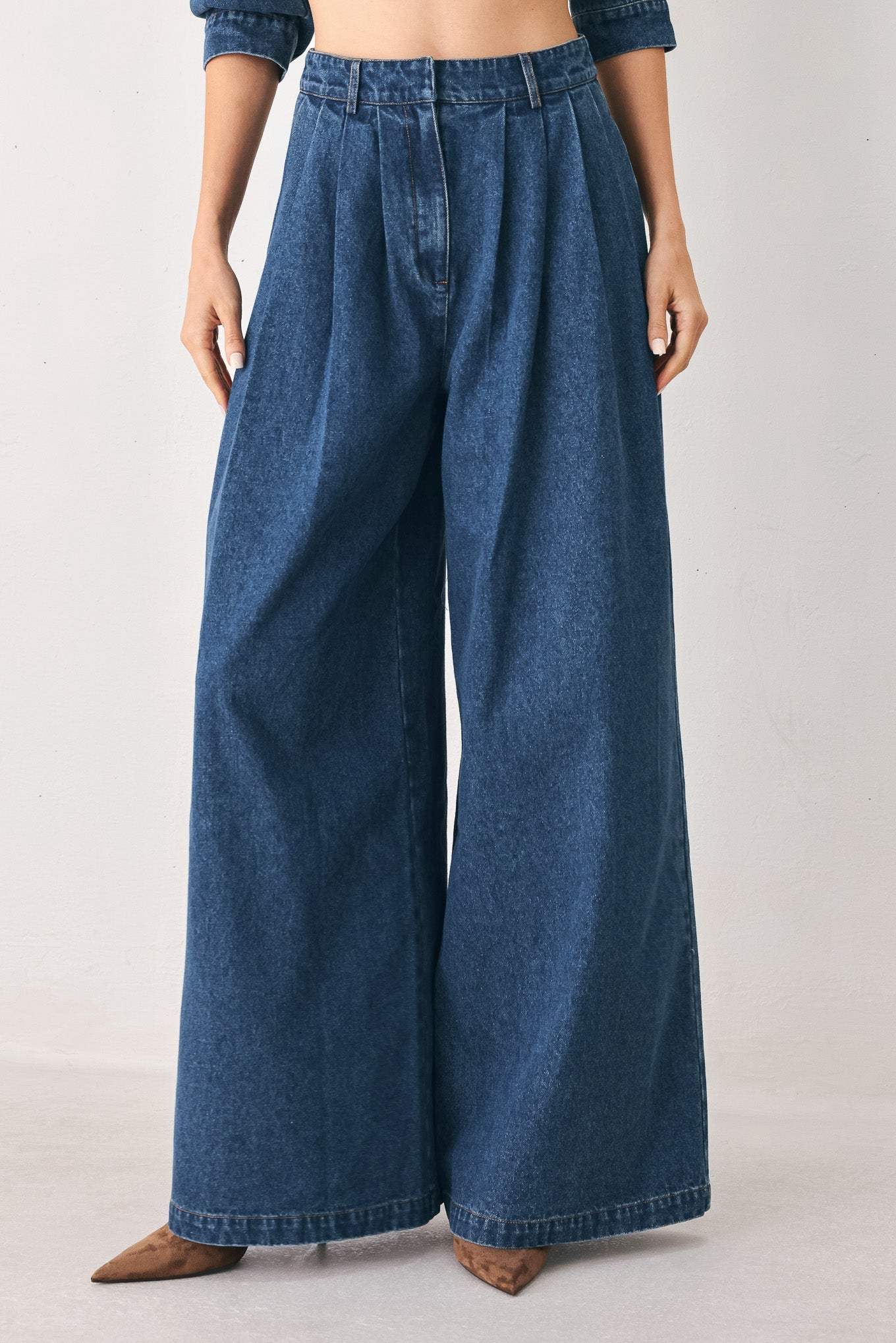 BLUE ECHO PLEATED DENIM WIDE LEG PANTS - Flying Tomato - Flyclothing LLC