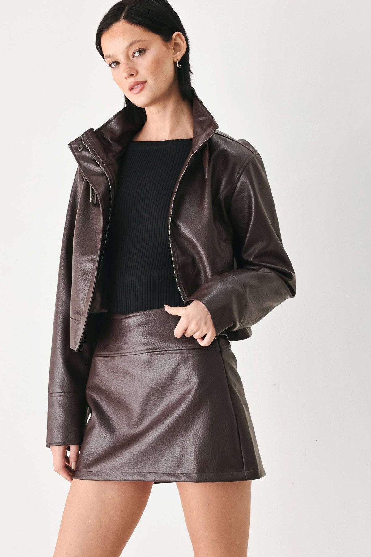 REBEL ROMANCE FAUX LEATHER SKORT