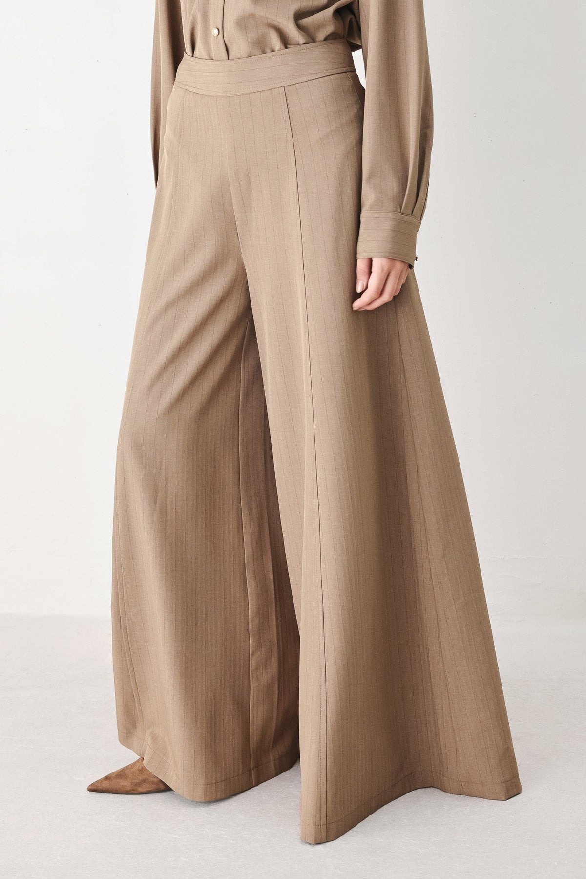 MOCHA MOMENT PINSTRIPE WIDE LEG PANTS - Flying Tomato - Flyclothing LLC
