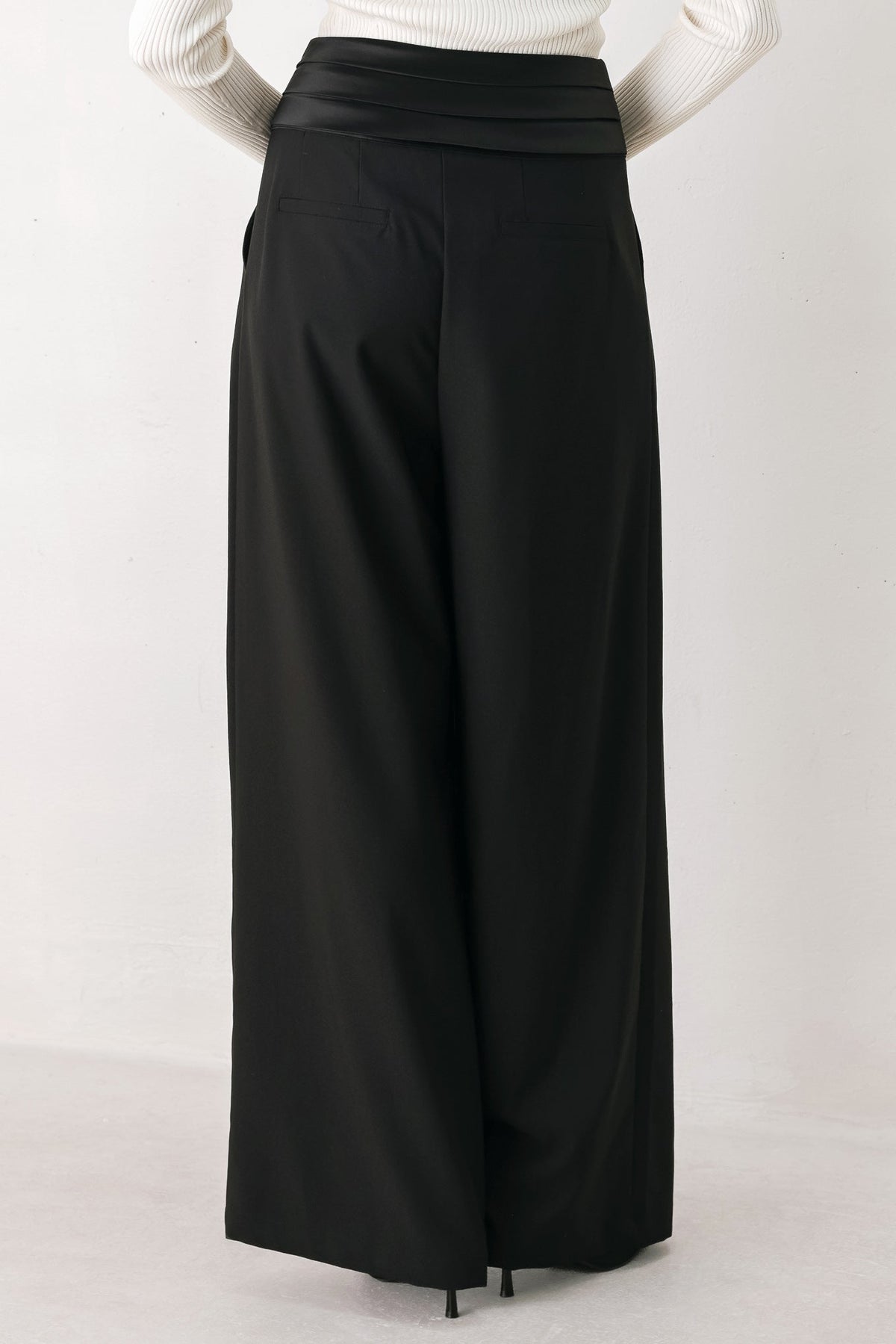 TUX REBEL BLACK HIGH-WAIST BARREL PANTS - Flying Tomato - Flyclothing LLC