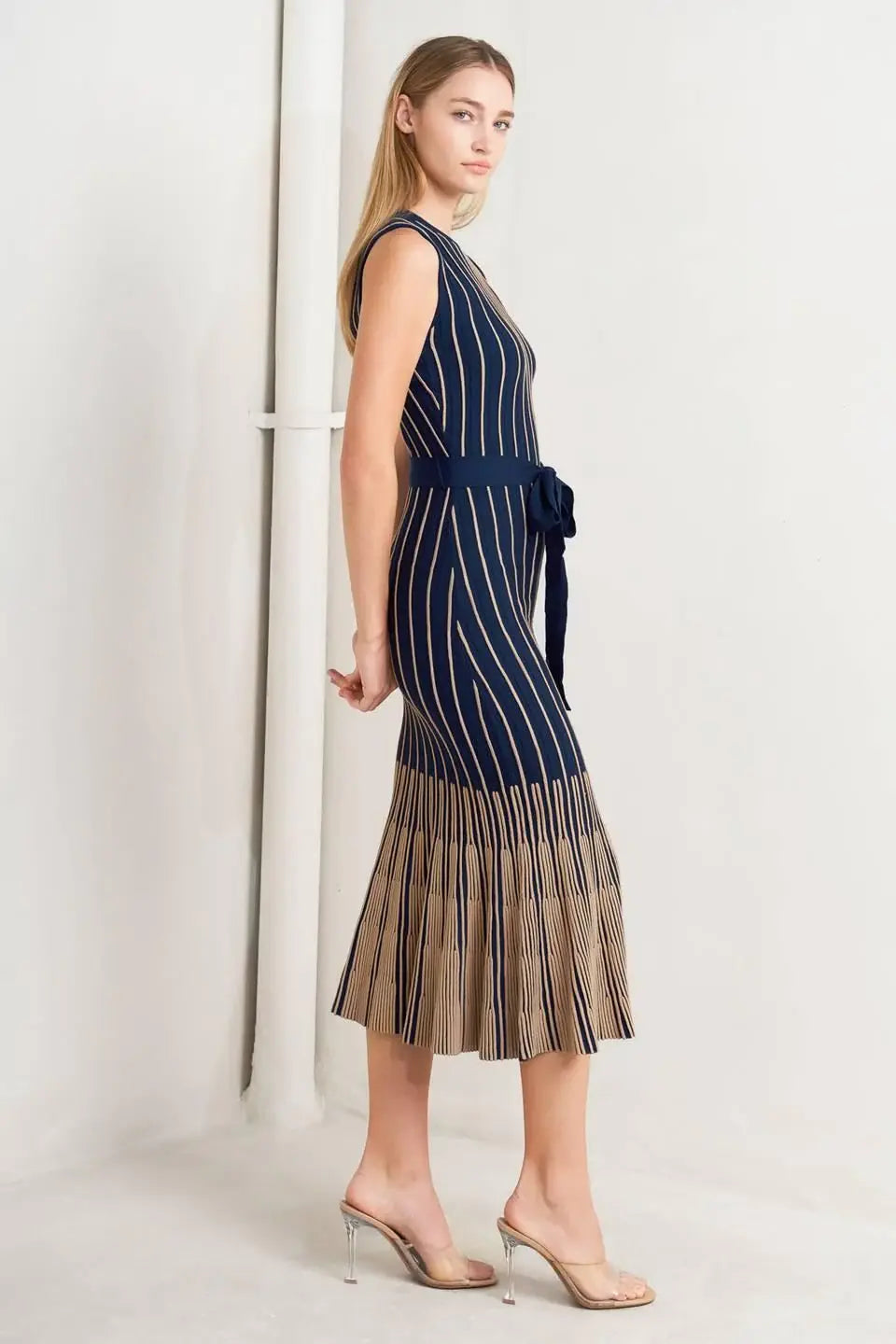 SMOOTH WEIGHTED FEEL KNIT MIDI DRESS - Flying Tomato - Flyclothing LLC