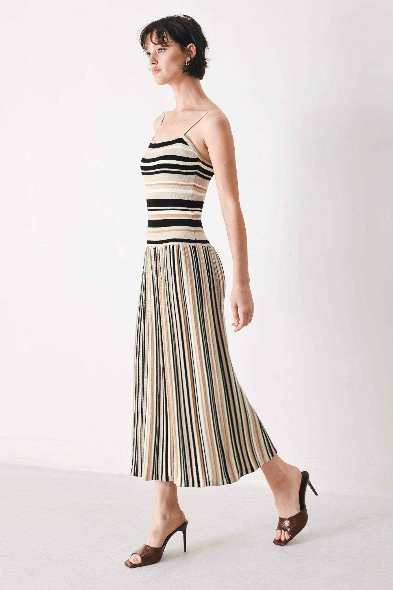 FESTIVAL FREQUENCY SWEATER KNIT MIDI DRESS - Flying Tomato - Flyclothing LLC