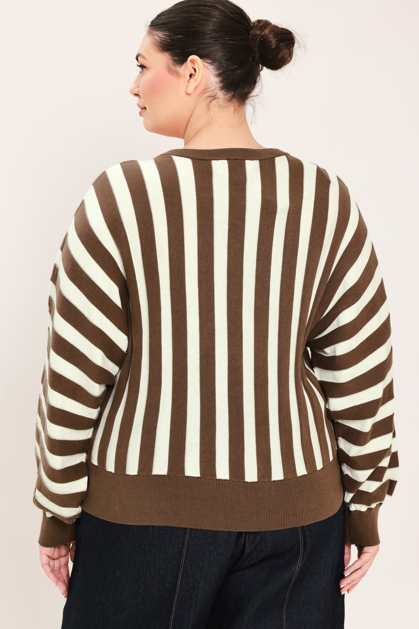 CAPPUCCINO VERTICAL STRIPE KNIT TOP
