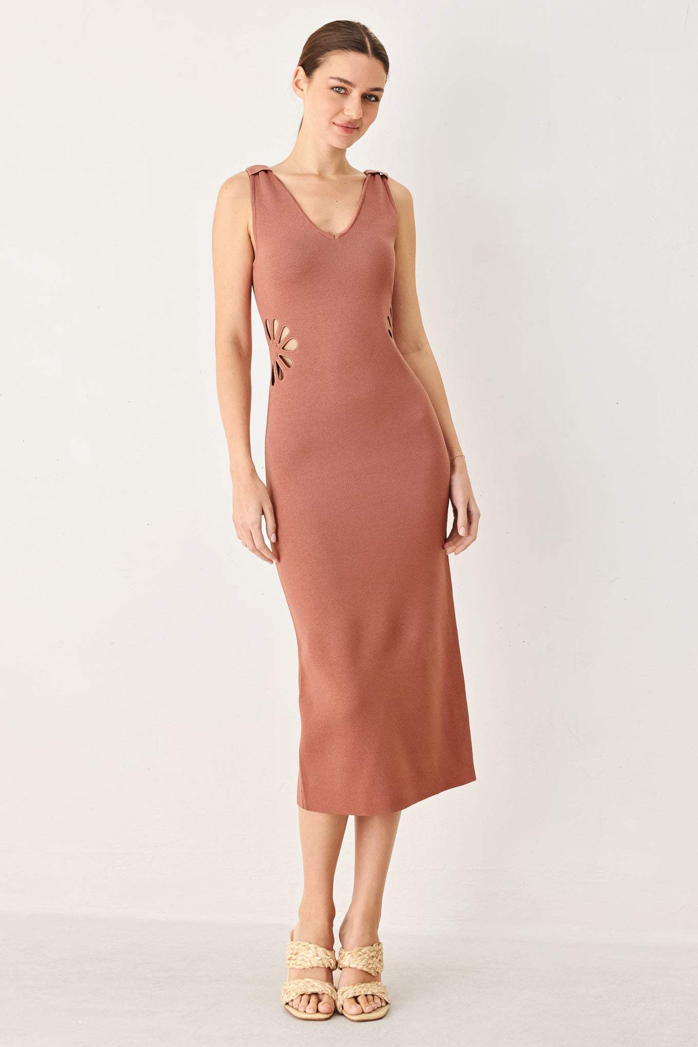 MODERN BLOOM SWEATER MIDI DRESS