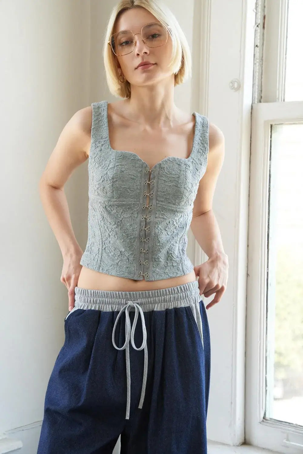 THROUGH THE LOOKING WOVEN TOP - Flying Tomato - Flyclothing LLC