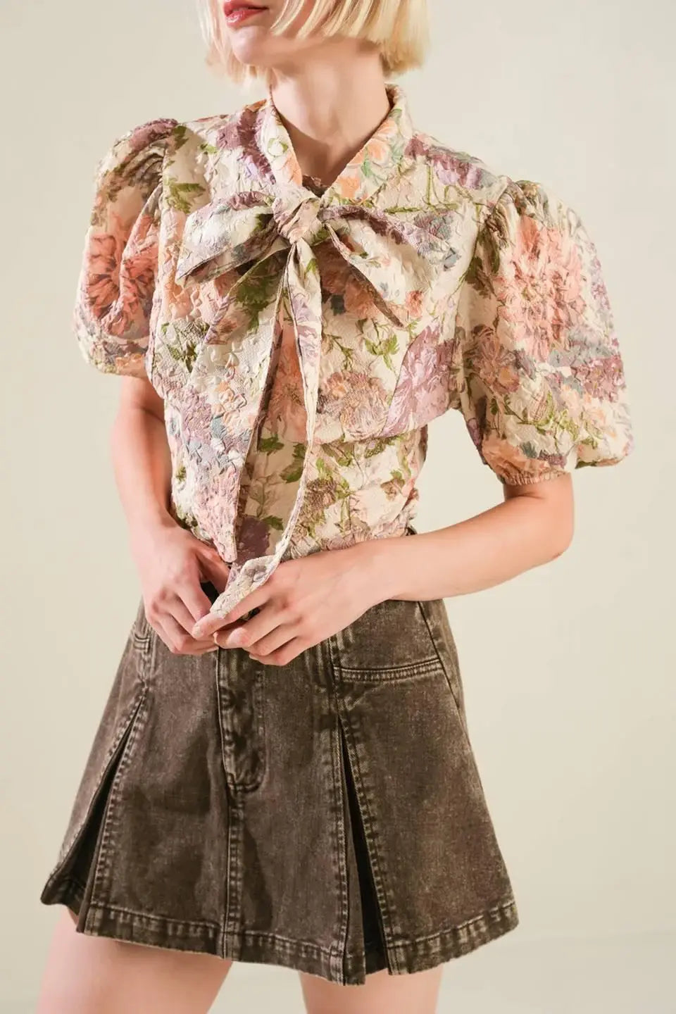 SLEEK SIMPLICITY WOVEN TOP - Flying Tomato - Flyclothing LLC