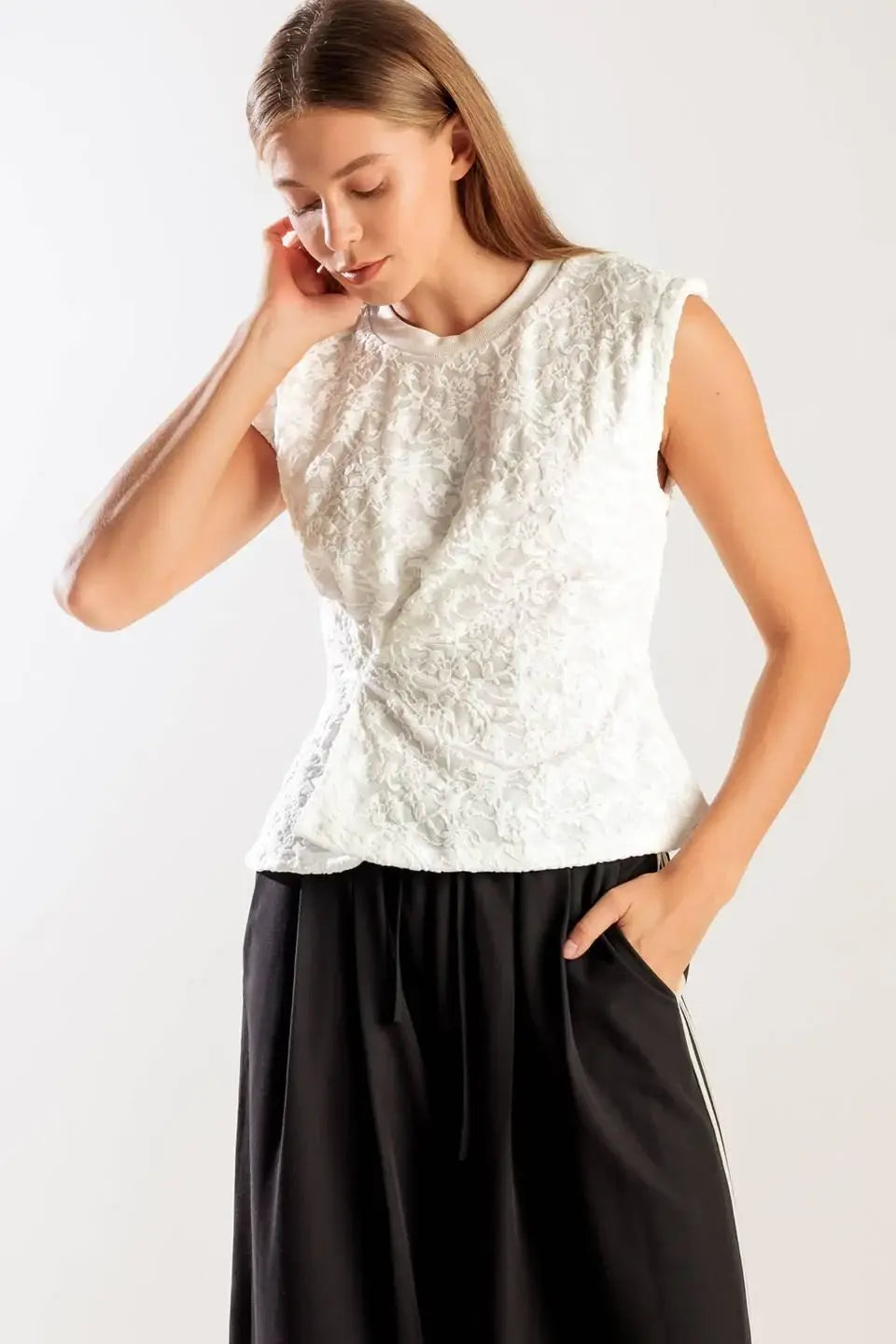 HIDDEN SMILES WHITE WOVEN LACE TOP - Flying Tomato - Flyclothing LLC