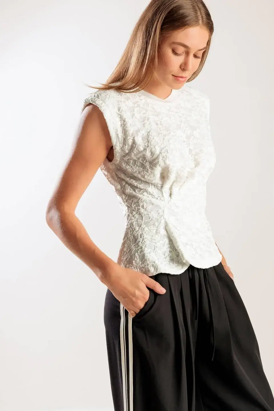 HIDDEN SMILES WHITE WOVEN LACE TOP - Flying Tomato - Flyclothing LLC