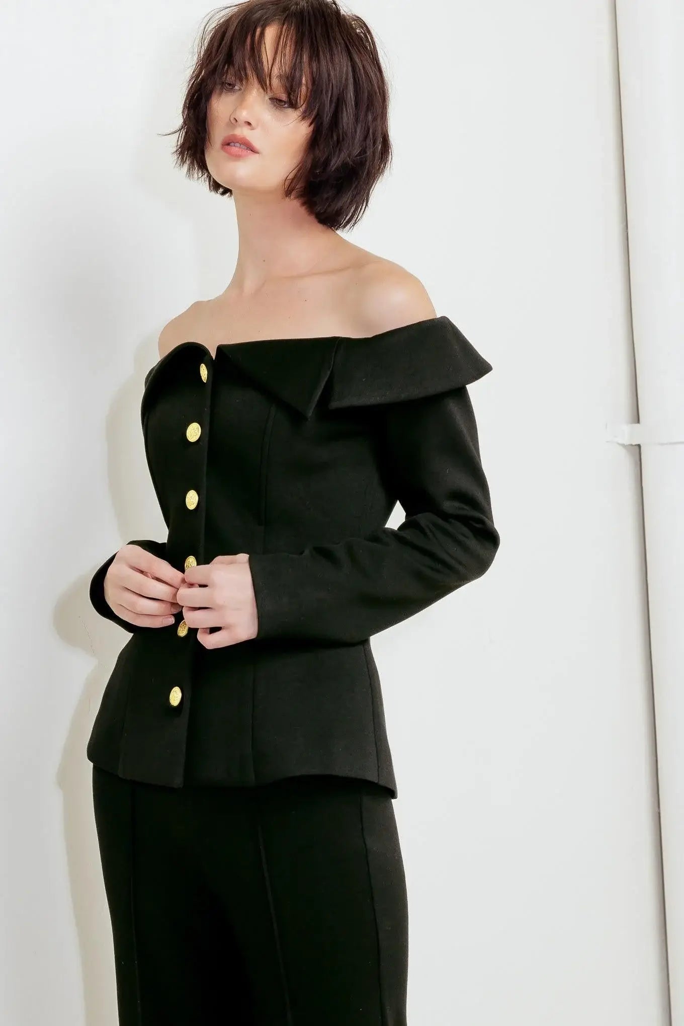 MODERN FLOW BLACK WOVEN TOP - Flying Tomato - Flyclothing LLC