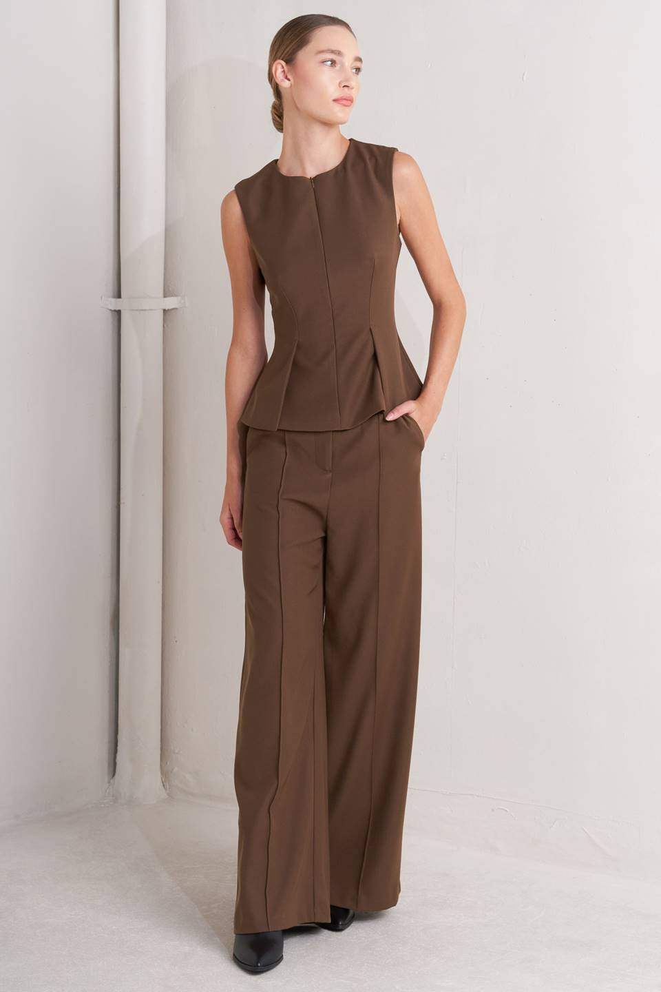 MODERN FLOW WOVEN TOP