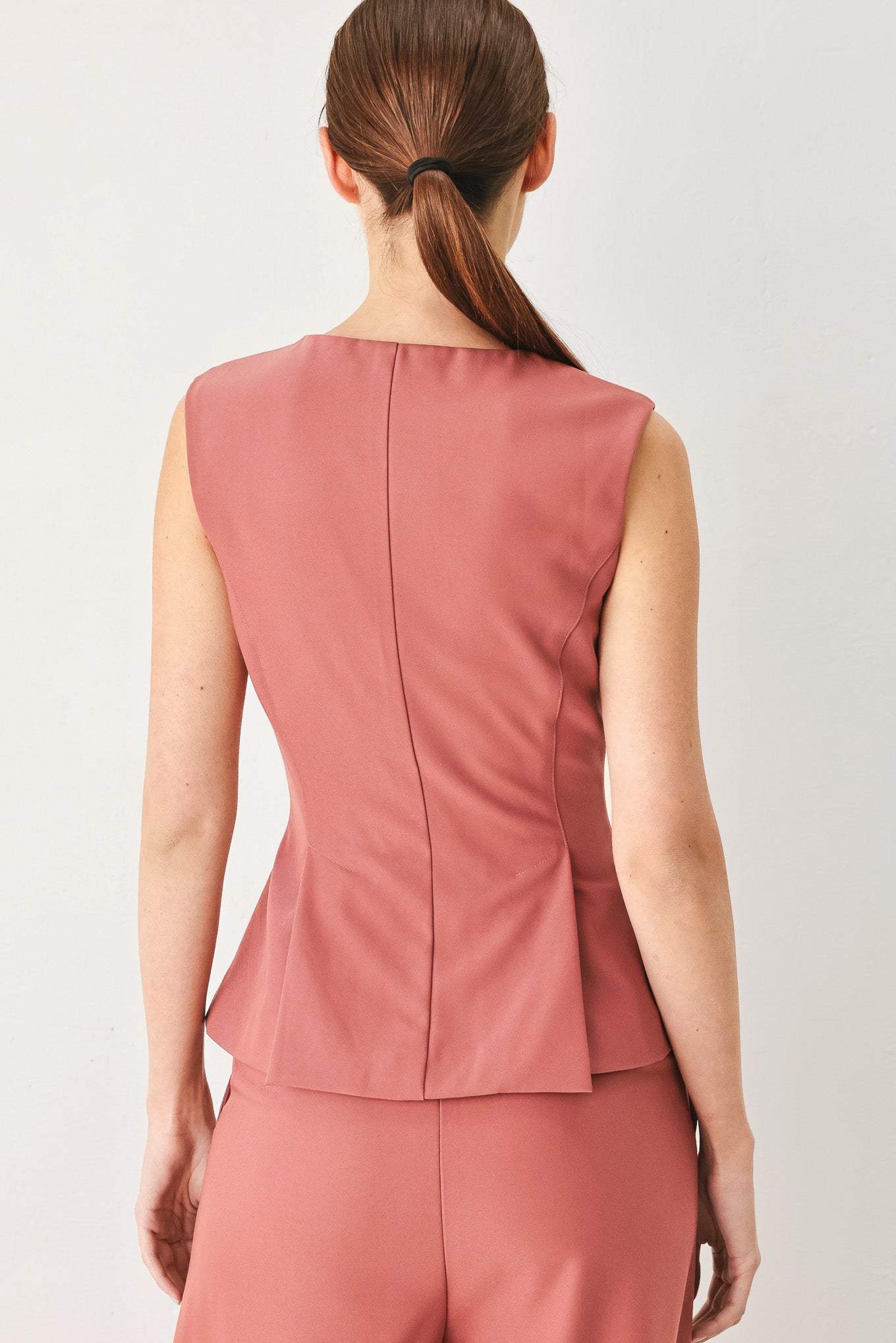 MODERN FLOW WOVEN TOP