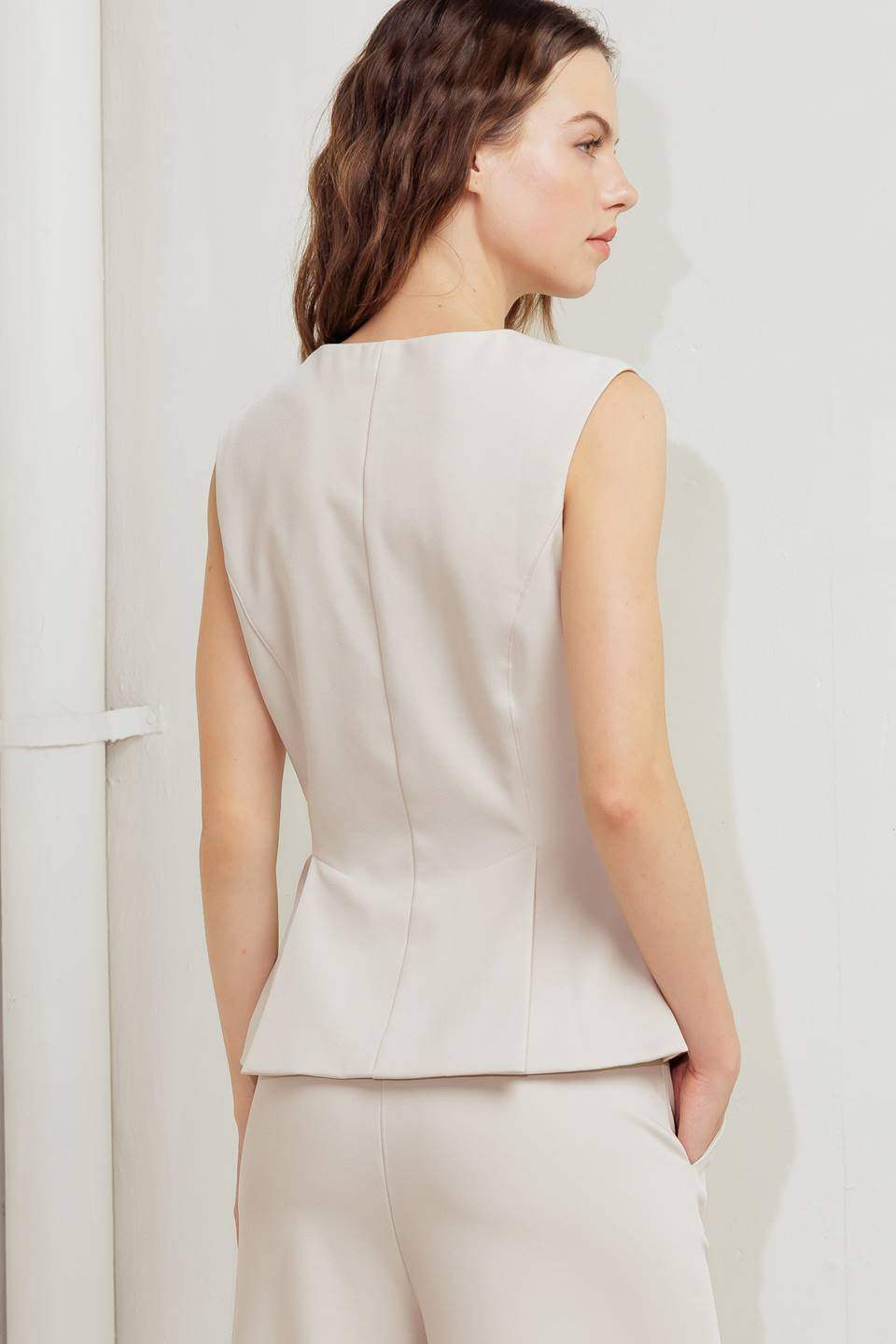 MODERN FLOW WOVEN TOP