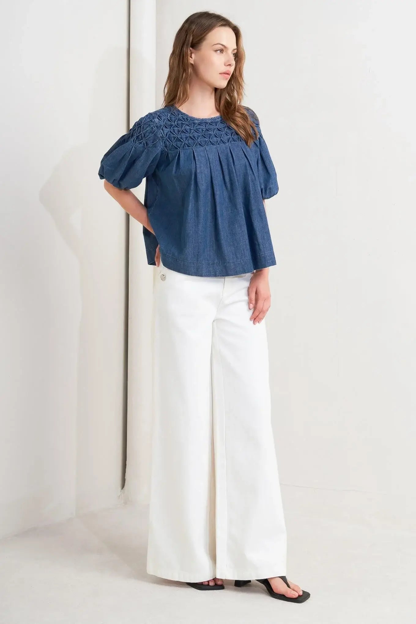 COTTAGE SPELL CHAMBRAY TOP - Flying Tomato - Flyclothing LLC