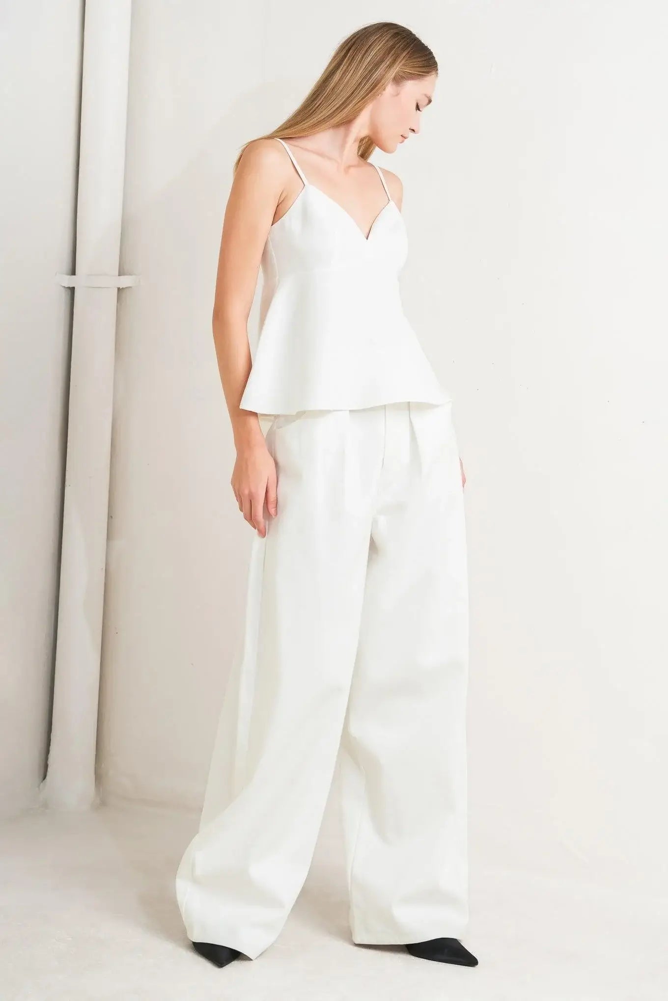 MINIMAL MOOD WOVEN CAMI TOP - Flying Tomato - Flyclothing LLC
