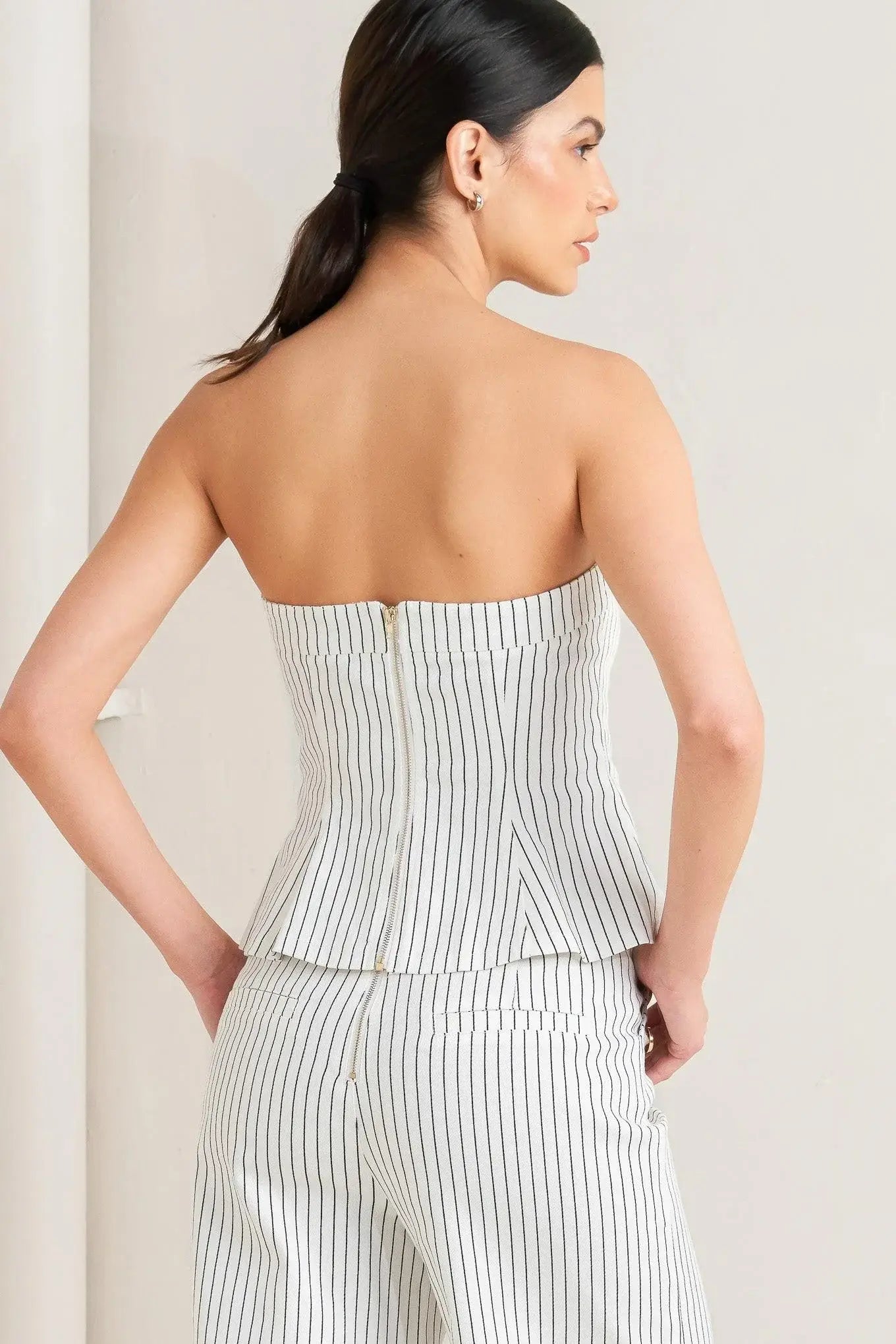 EFFORTLESS FORM STRIPE WOVEN TWILL TOP - Flying Tomato - Flyclothing LLC