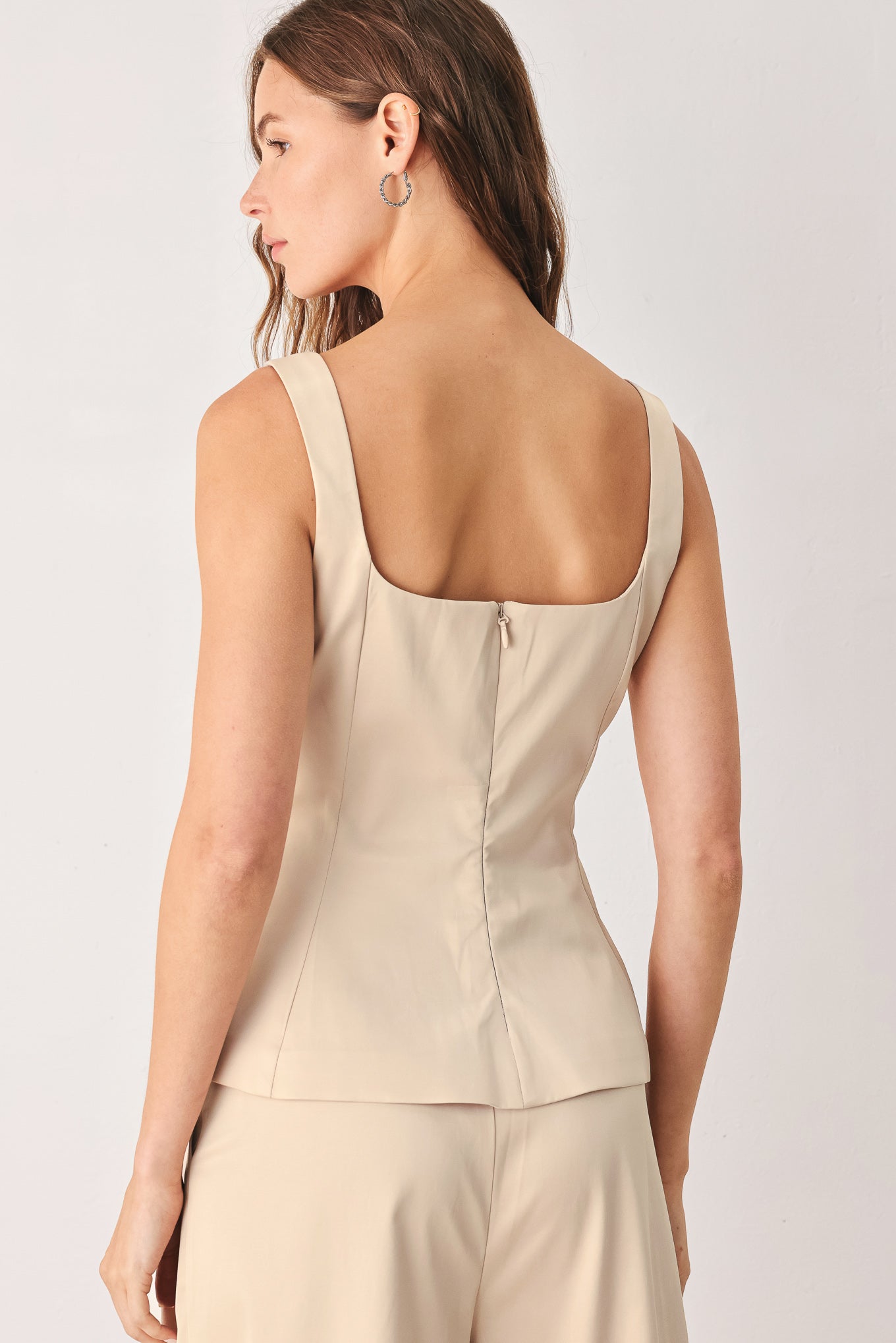 PARCHMENT WOVEN TOP