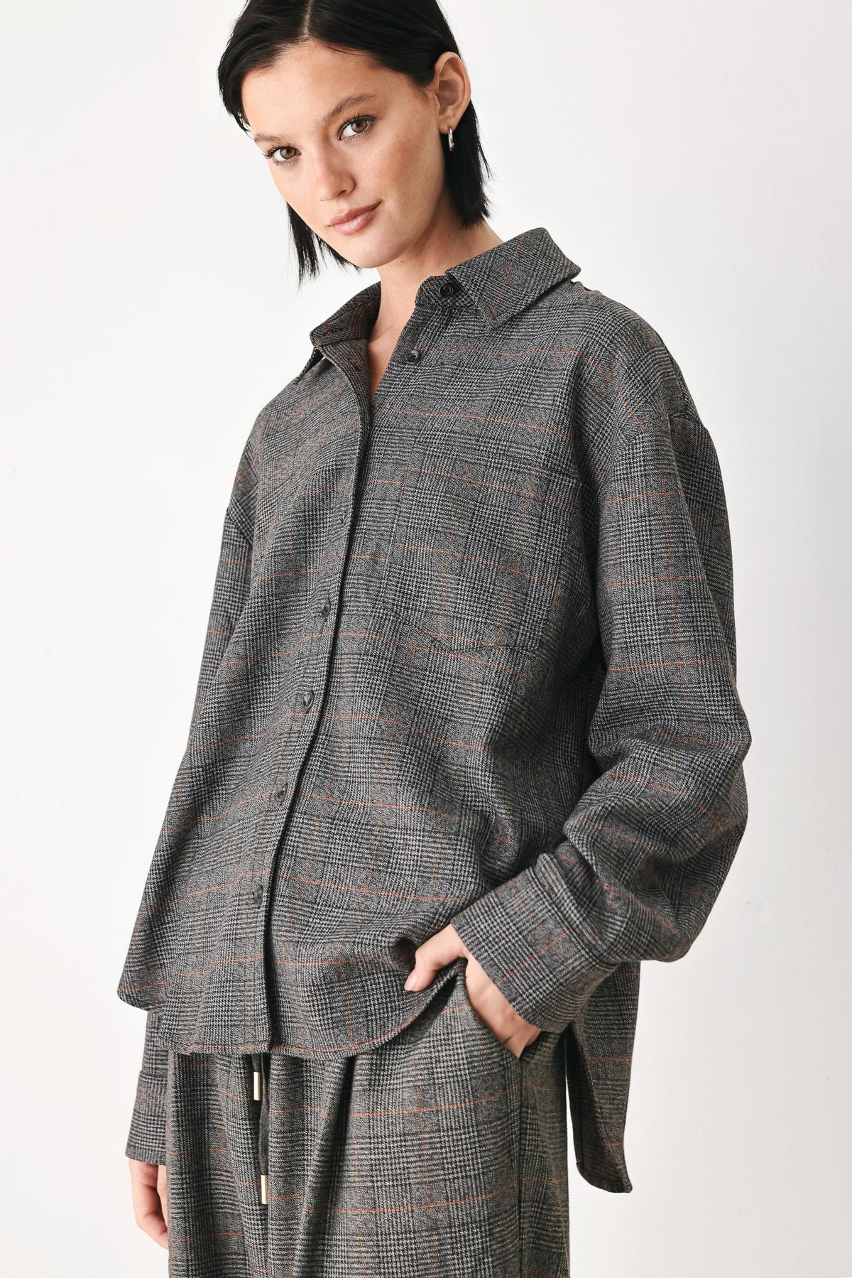 OFF THE CLOCK PLAID BUTTON DOWN TOP - Flying Tomato - Flyclothing LLC