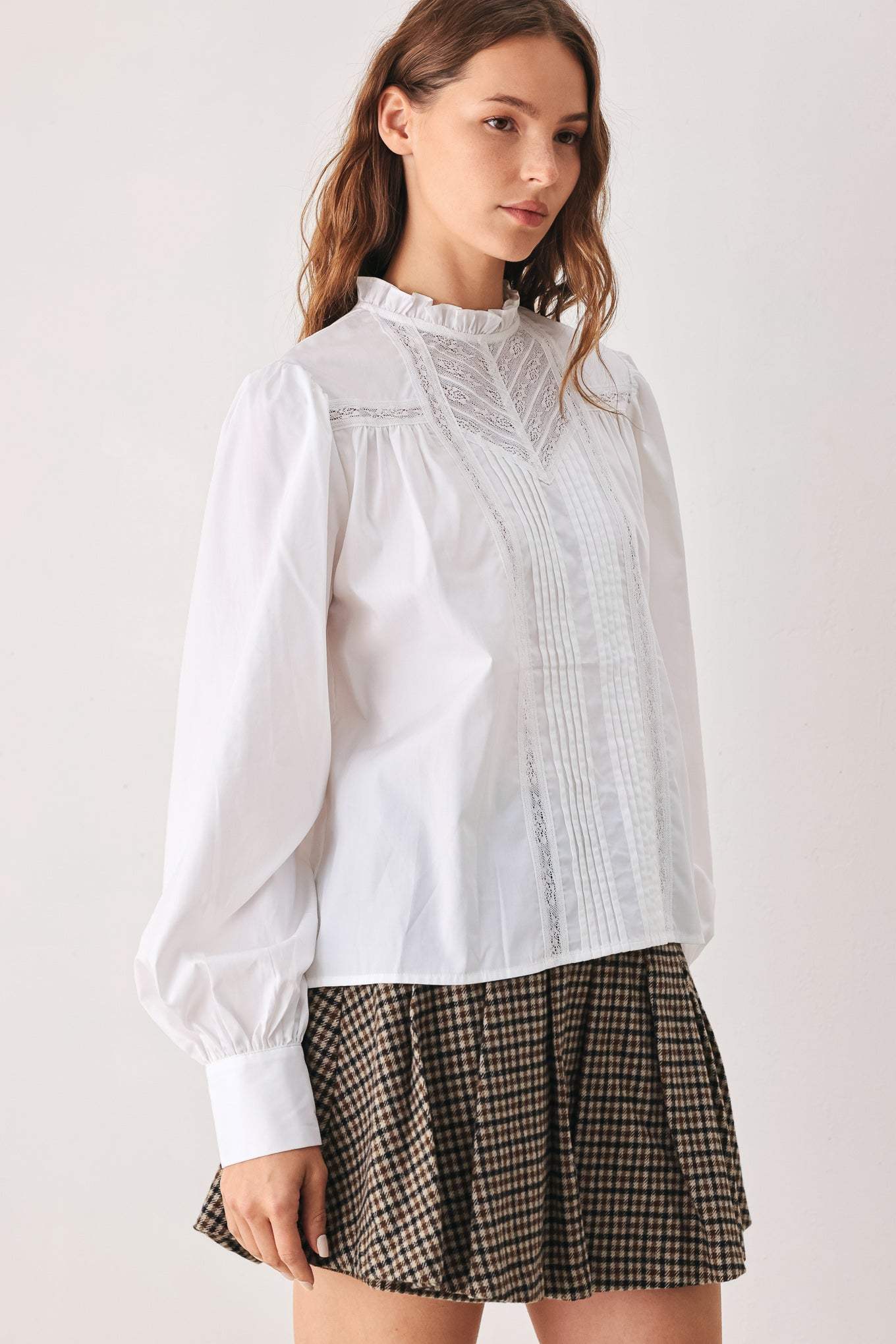 PORCELAIN VINTAGE INSPIRE WOVEN TOP