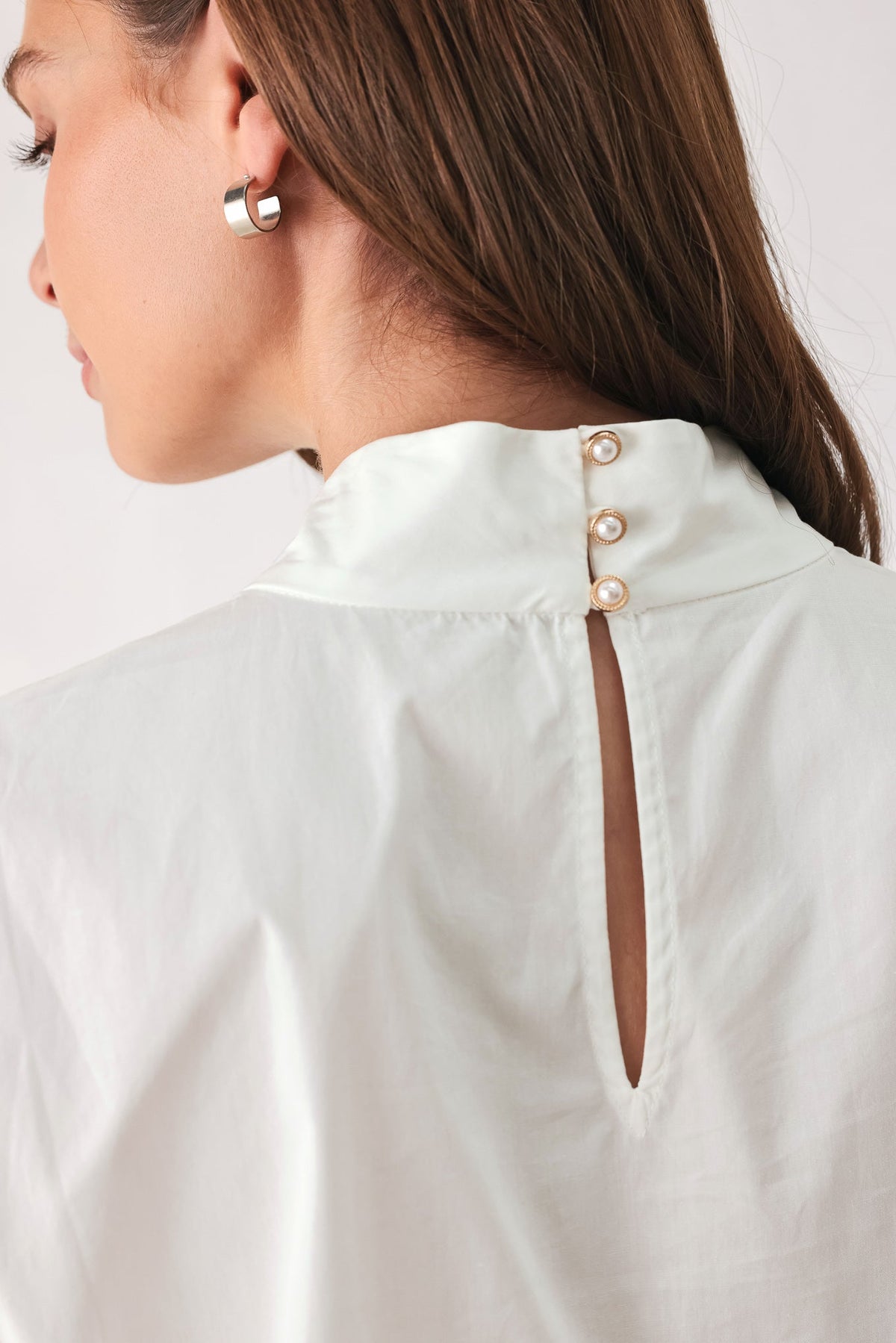 IVORY IMPACT OFF WHITE ASYMMETRICAL TIE-NECK PUFF-SLEEVE TOP - Flying Tomato - Flyclothing LLC