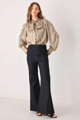 SERPENTINE TAUPE SNAKESKIN WOVEN TOP