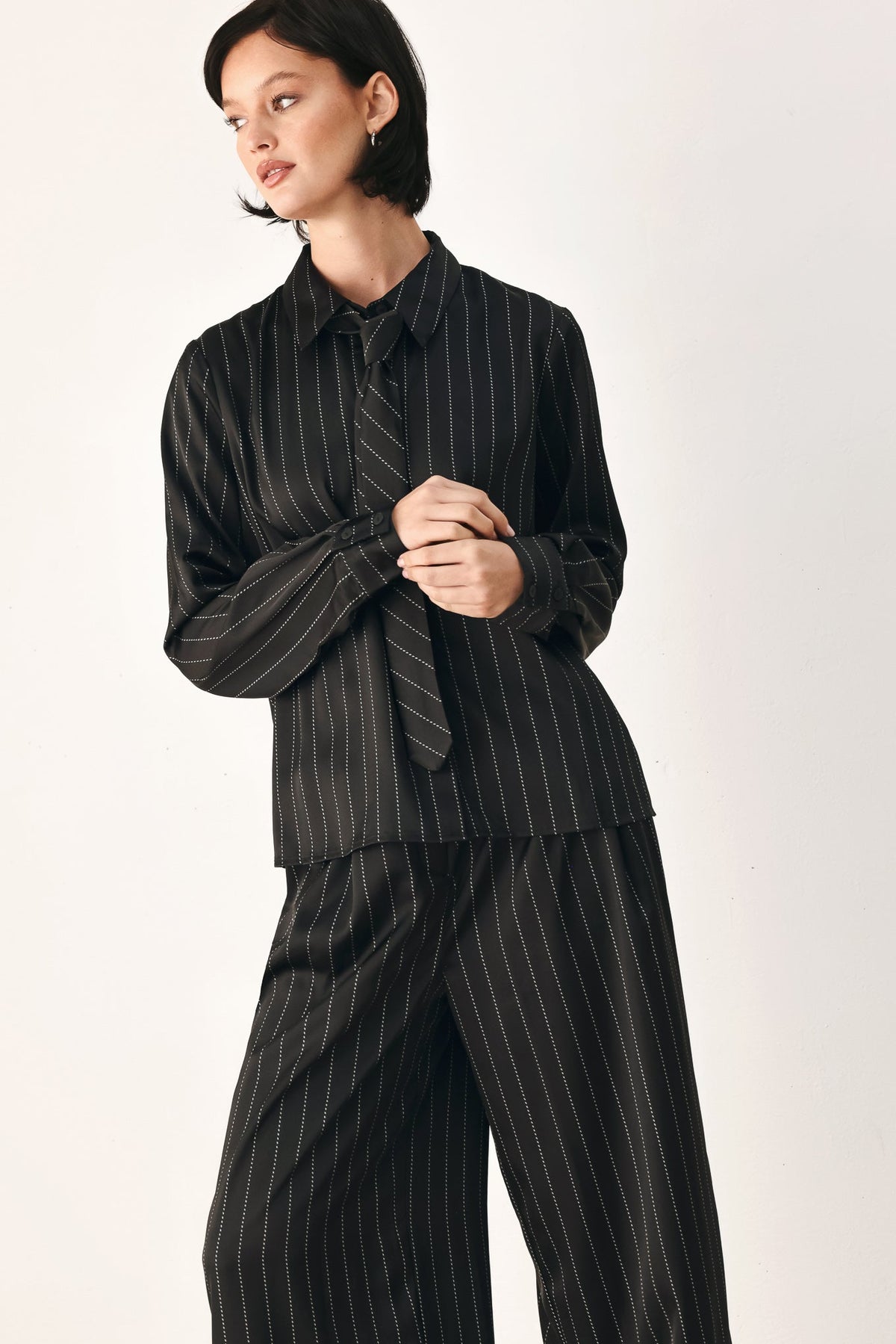 CITY AFTER DARK TIE FRONT STRIPED TOP - Flying Tomato - Flyclothing LLC