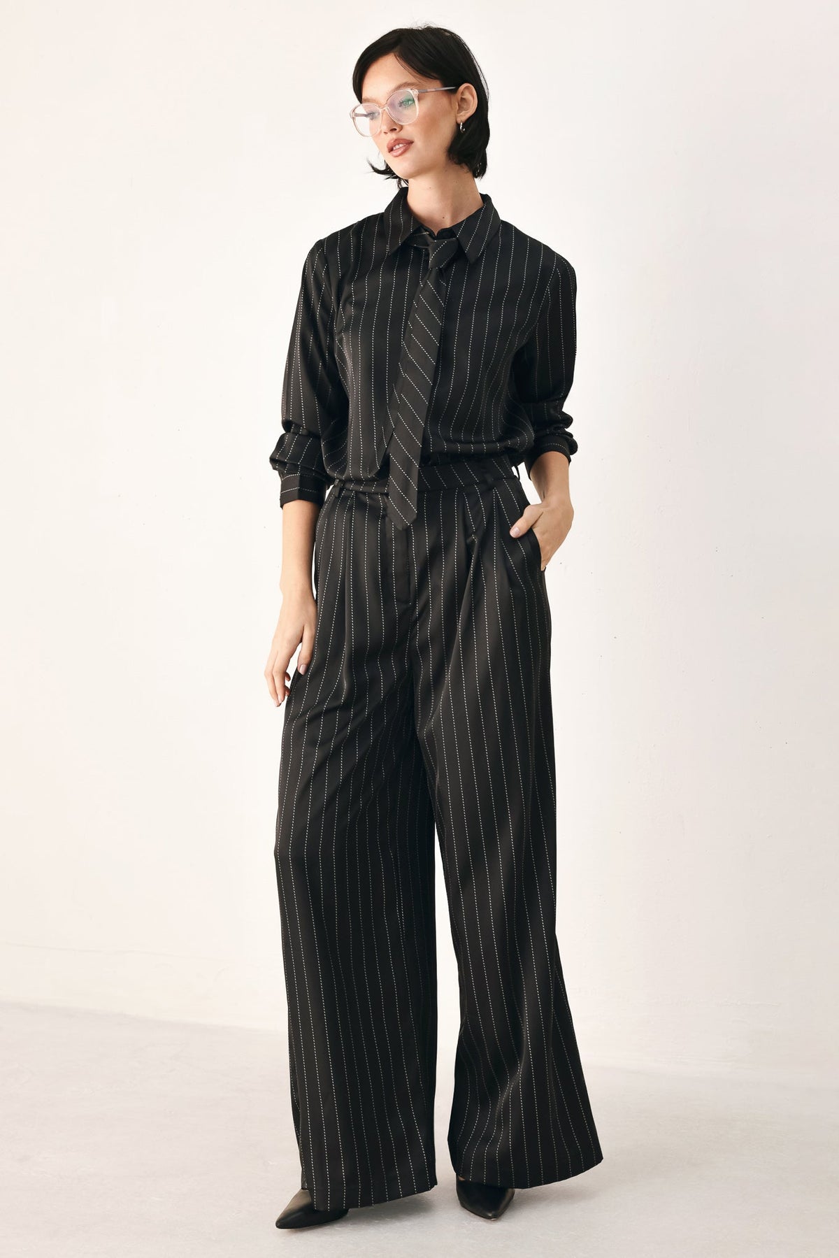 CITY AFTER DARK TIE FRONT STRIPED TOP - Flying Tomato - Flyclothing LLC