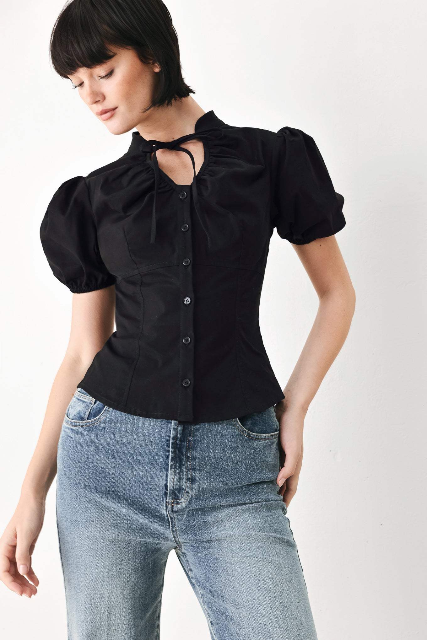 WHITE ROSE DAYDREAM WOVEN TOP - Flying Tomato - Flyclothing LLC