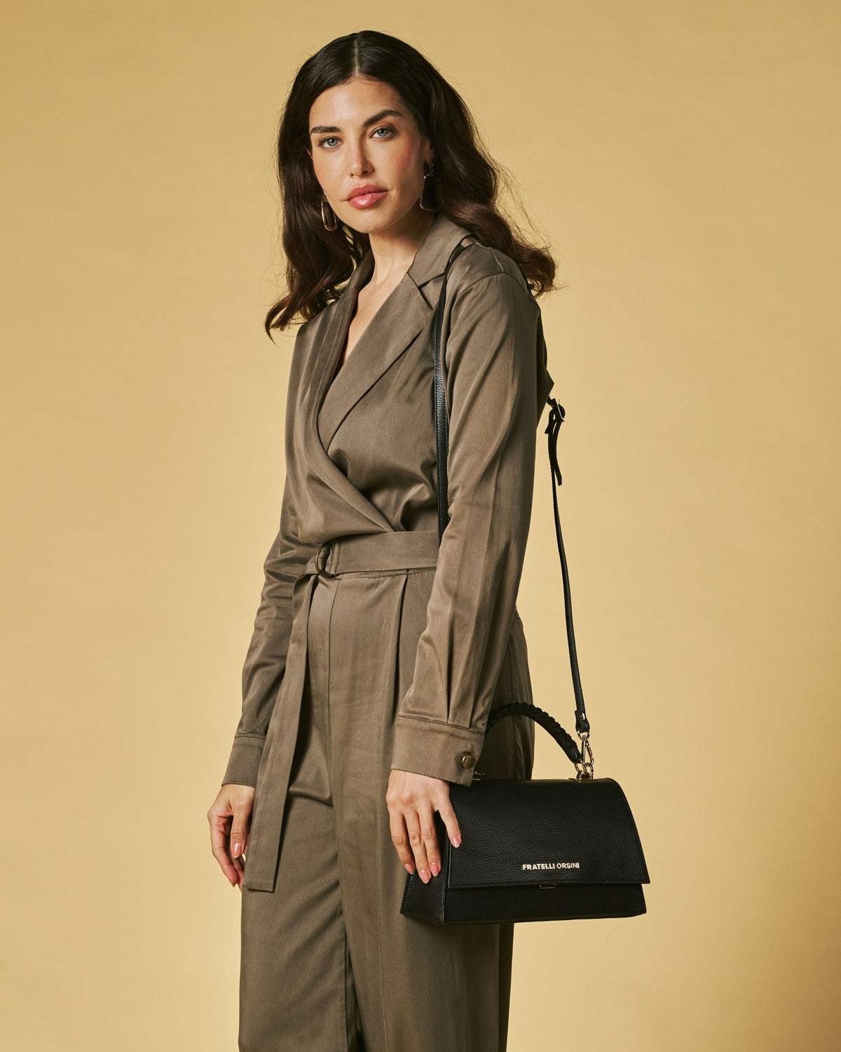 Federica (black) - Italian calf leather women's crossbody bag (with shoulder strap)