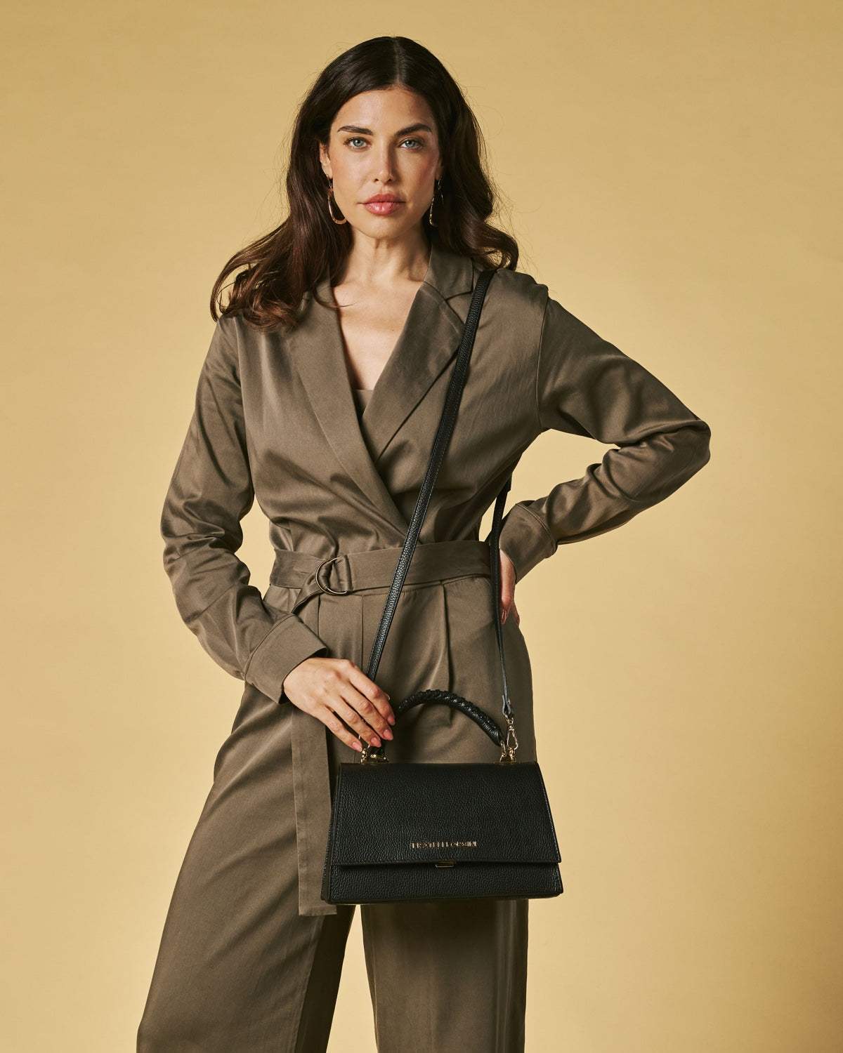 Federica (black) - Italian calf leather women's crossbody bag (with shoulder strap)